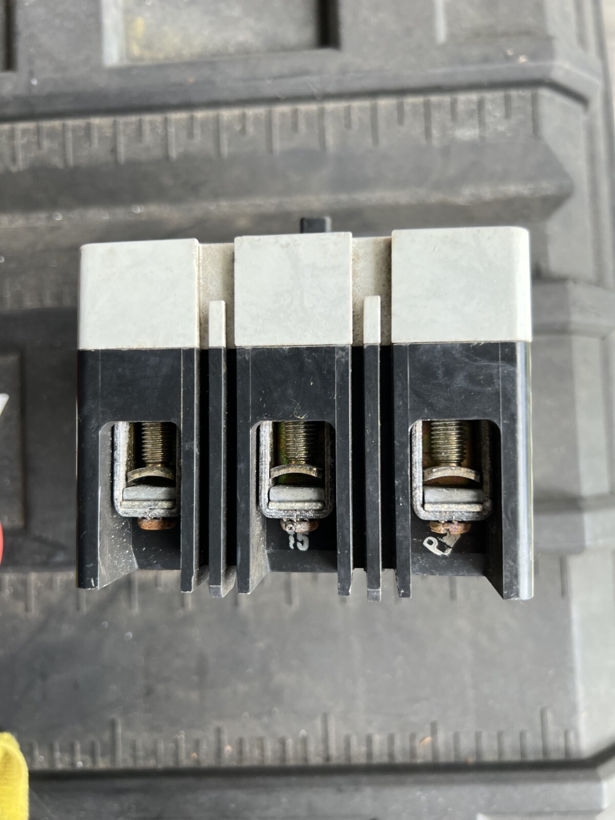 Eaton Cutler-Hammer HMCP015E0C 15 Amp 3-Pole Motor Circuit Protector 600V