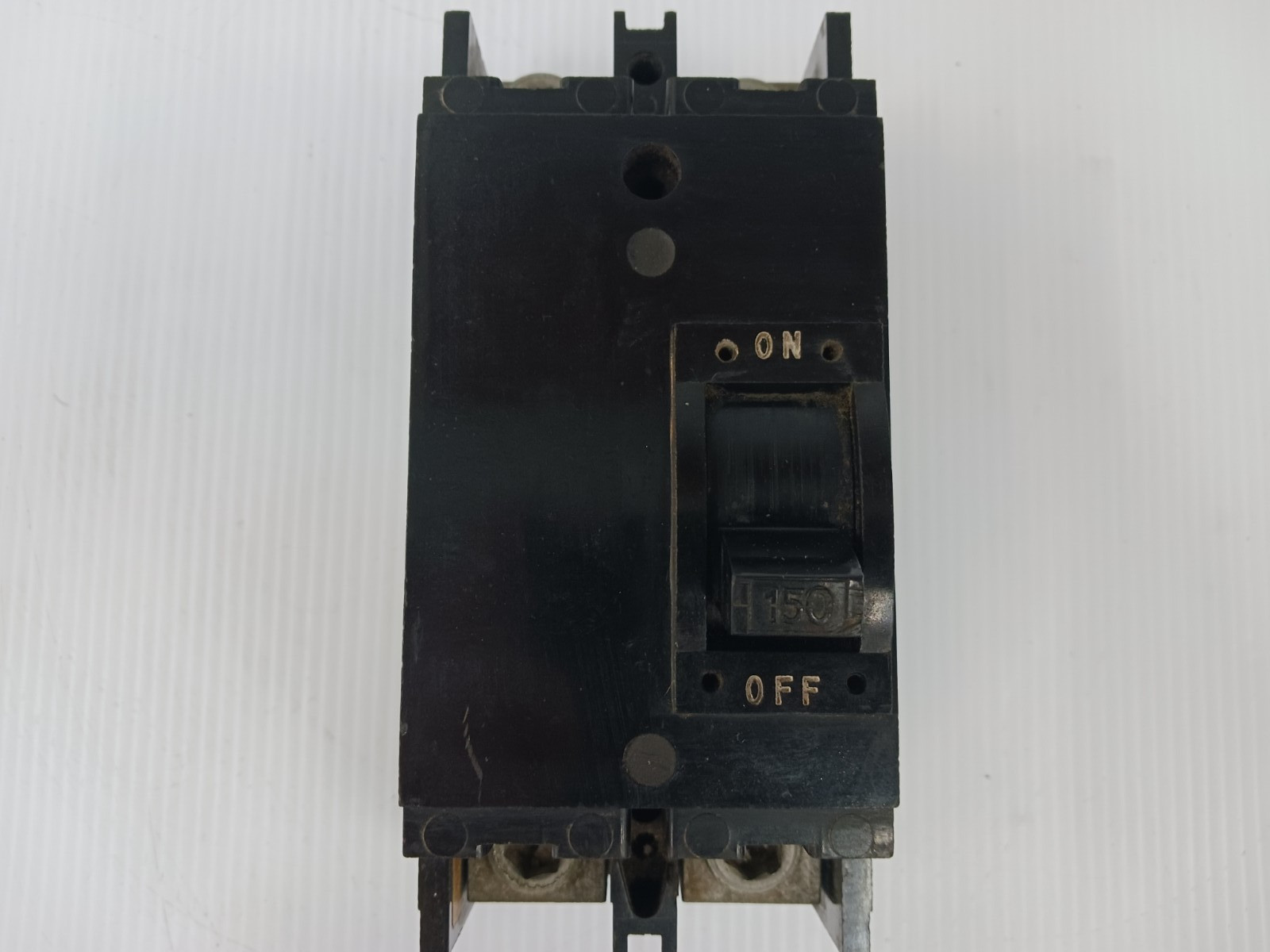 Square D 150 Amp Circuit Breaker 2 Pole 120/240 VAC Q2L-2150 (Flaw)