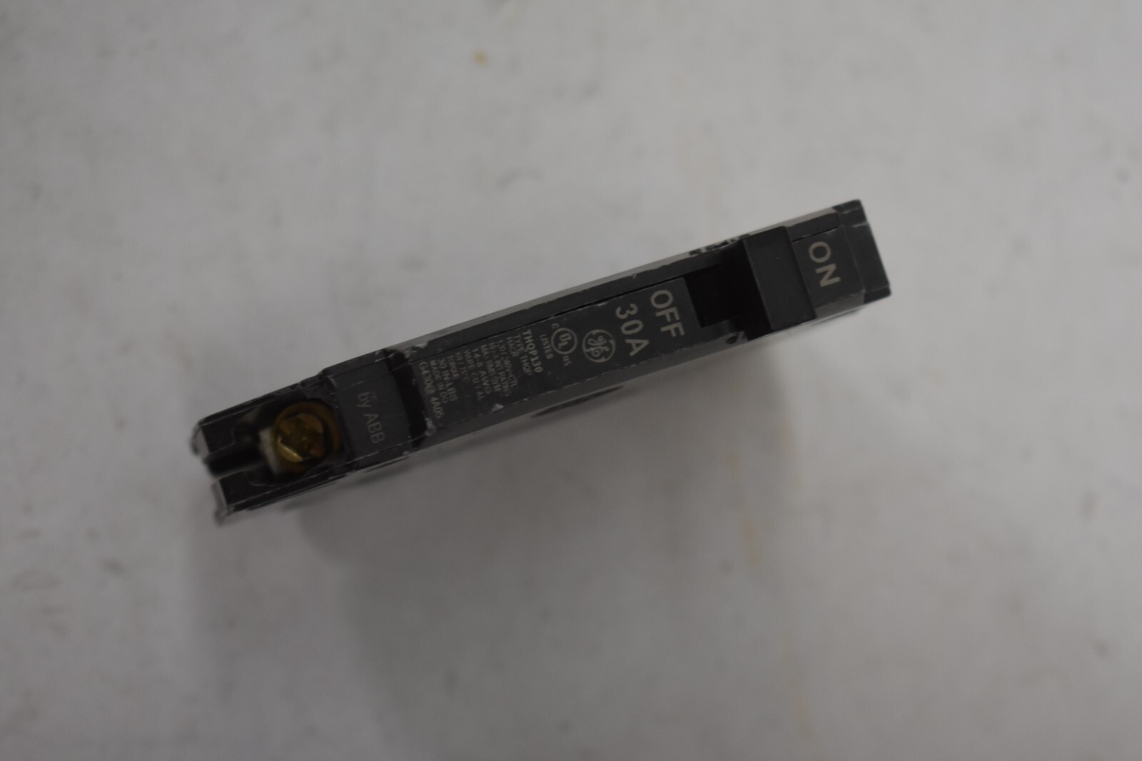 ABB On/Off THQP130 Circuit Breaker Single Pole 1/2″ 30 AMP Genuine OEM USED