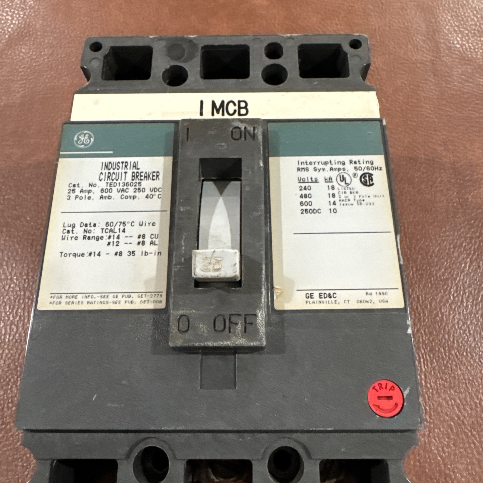 GENERAL ELECTRIC GE TED136025 25A 600VAC 250VDC 3 POLE CIRCUIT BREAKER 3P 25 Amp