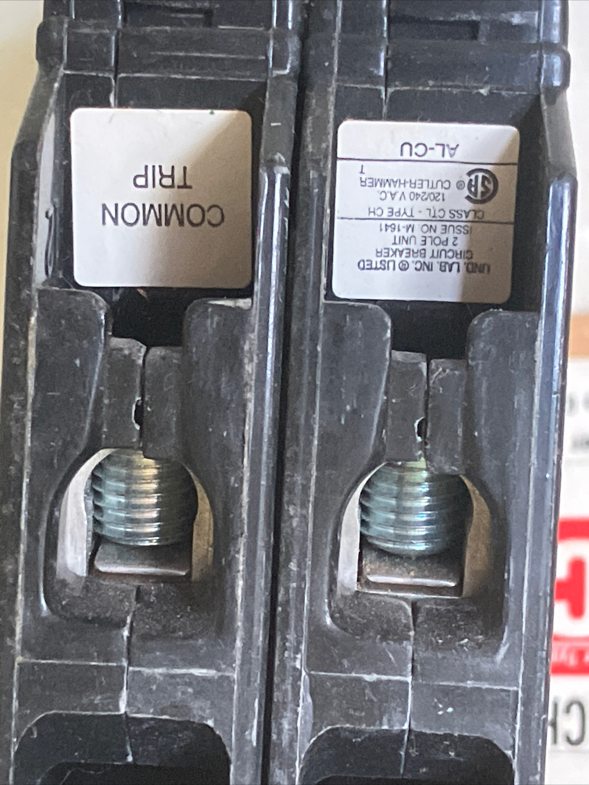 Cutler Hammer CH240 Circuit Breaker CH-240 CHF240 Plastic Foot ~ NEW!!
