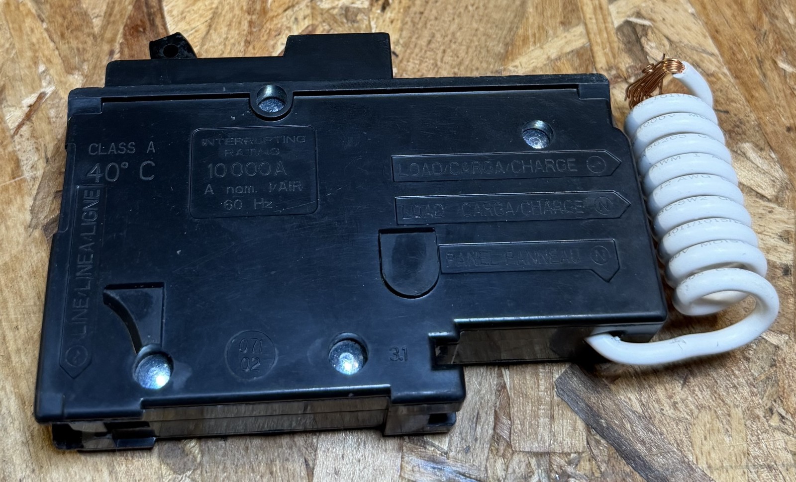 Square D Homeline HOM120GFI Circuit Breaker