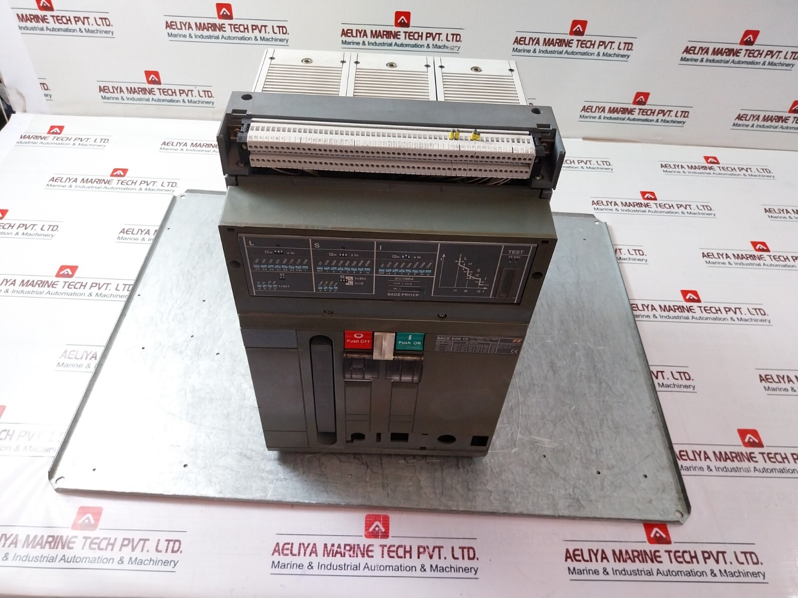 ABB SACE E2N 12 Circuit Breaker 1250A 690V 55KA X 1S 50-60 Hz