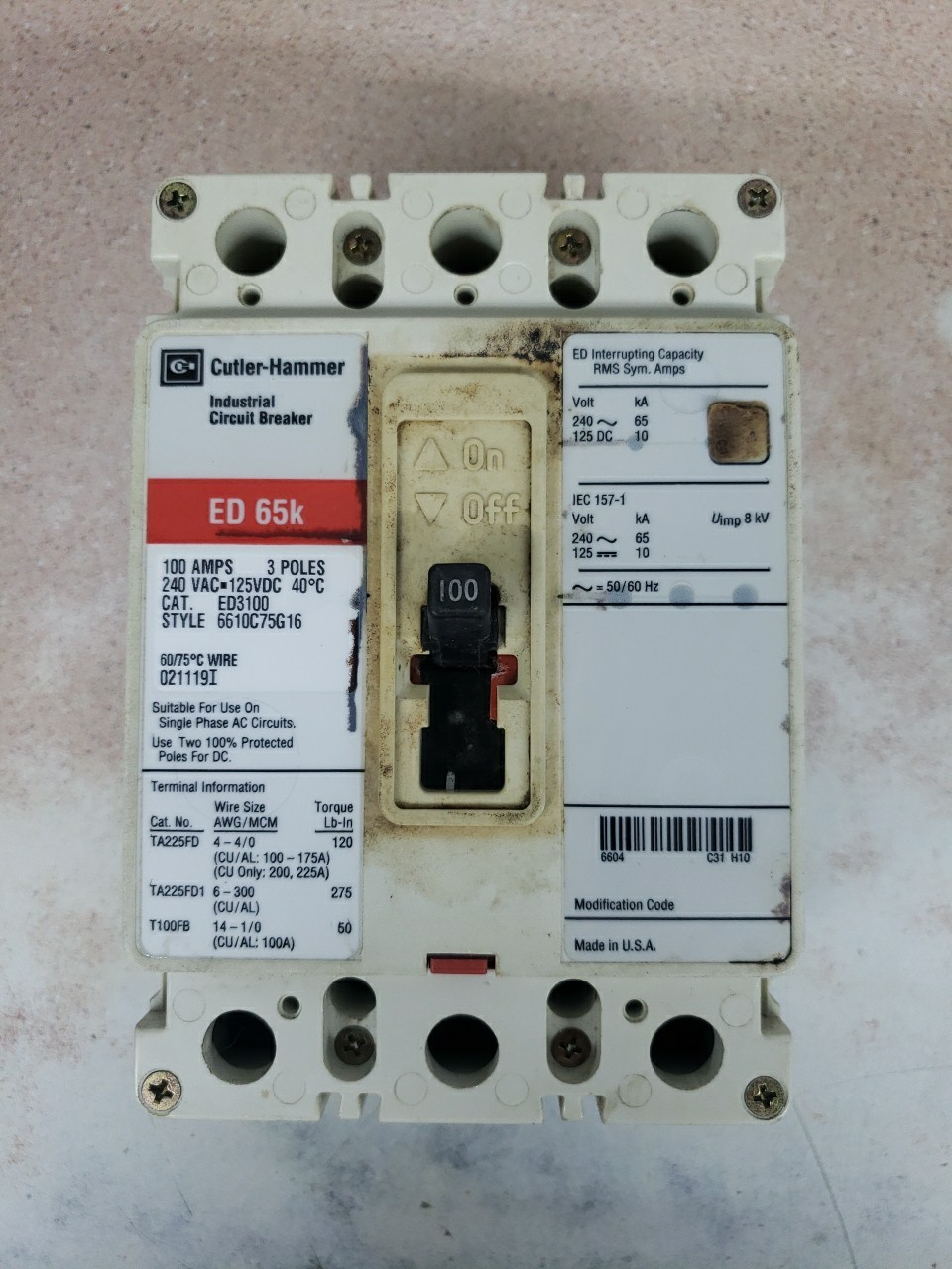 Cutler Hammer ED3100 3 pole 100 amp 65kA@240v Circuit Breaker SEE PICS