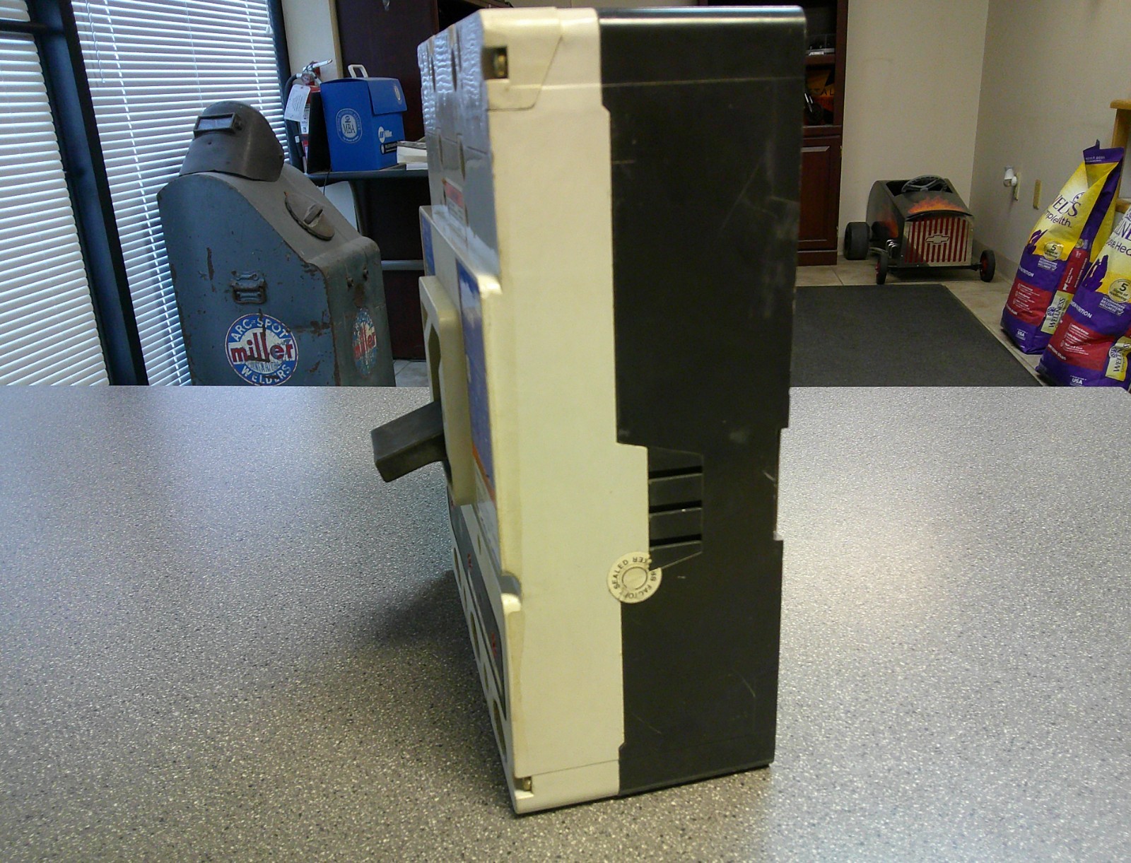 CUTLER HAMMER LD3600F 600 AMP 600 VOLT CIRCUIT BREAKER WITH MAGNETIC TRIP