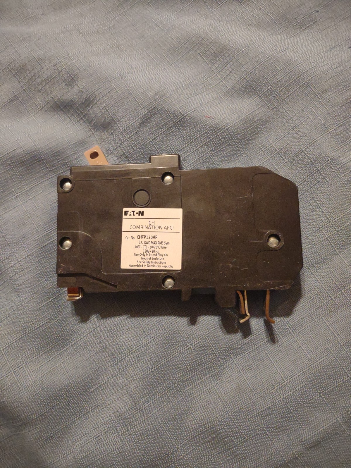 Eaton CHFP120AF Plug-In Mount Type CH Circuit Breaker 20amp