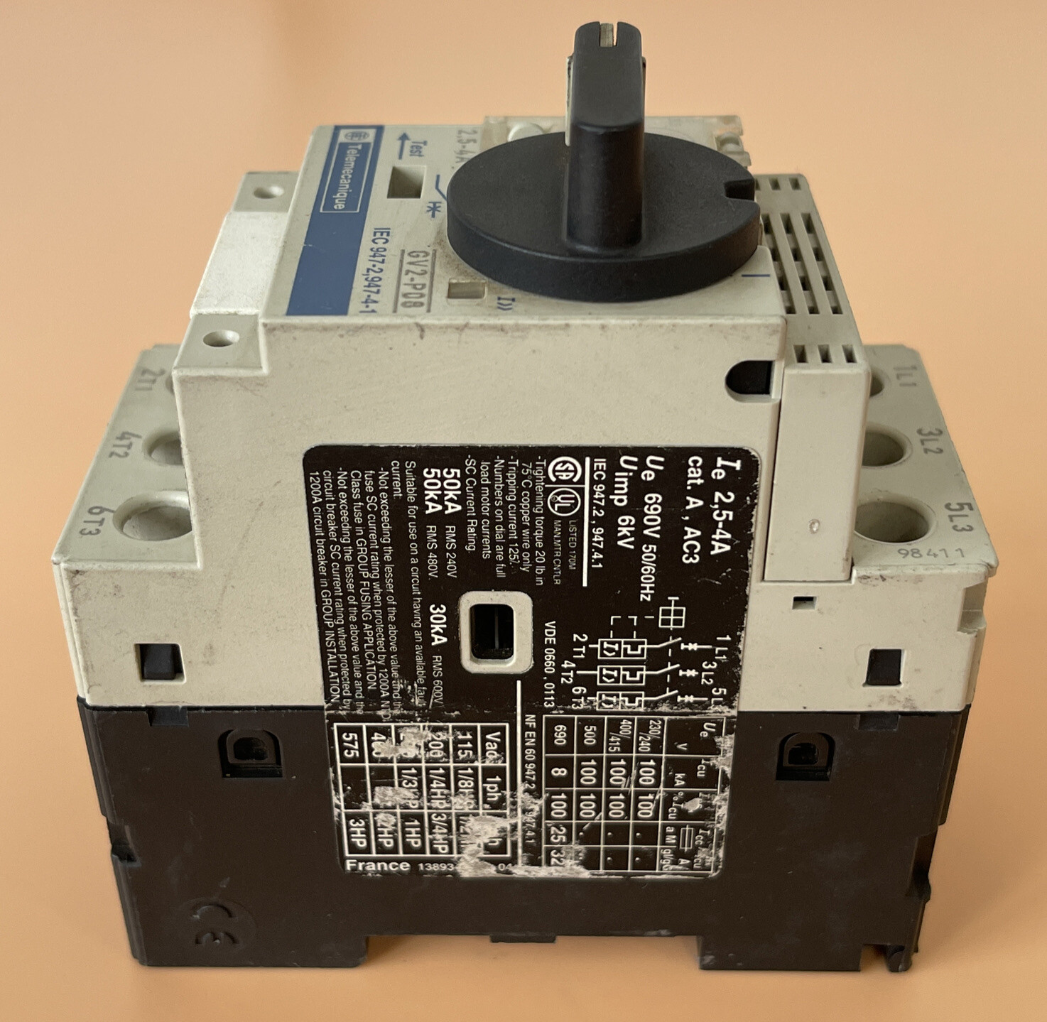 NEW OLD STOCK- Telemecanique GV2-P08 2.5-4A 690V 50/60Hz Starter Coil + Warranty