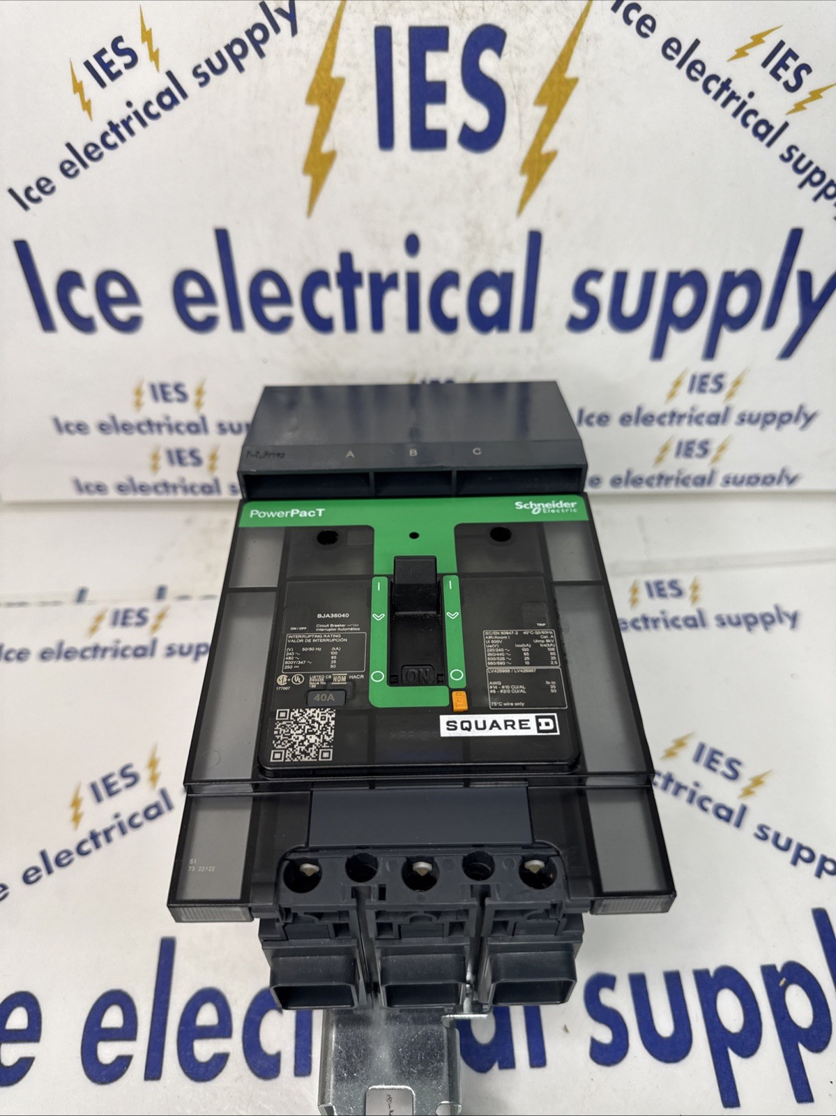 SQUARE D BJA36040 40A 3P Circuit Breaker