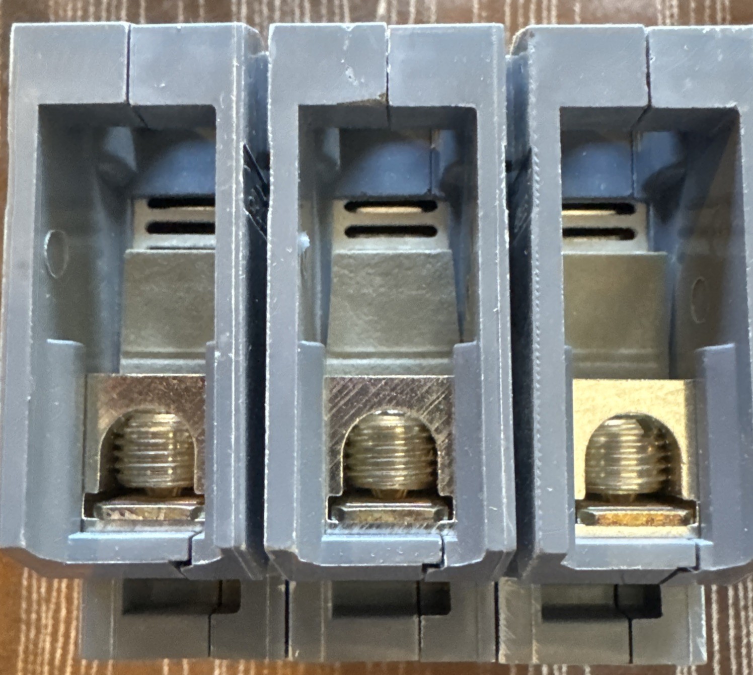 Siemens CQD360 60-Amp Three Pole 480/277V AC 14KAIC Cable In/Cable Out Breaker