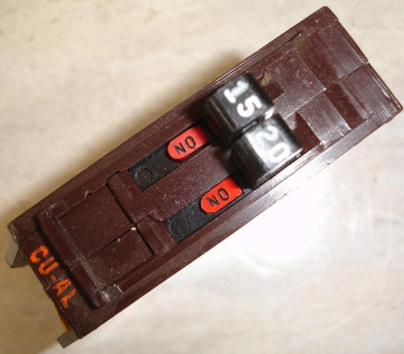 Buyer gets One WadsworthTandem Circuit Breaker B1520 or B2015