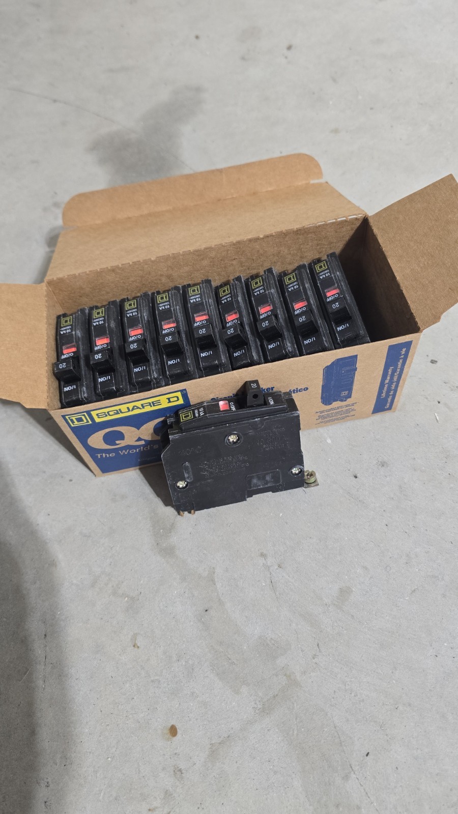 Lot OF 10 Square D QO120 120/240V Bolt On Breaker