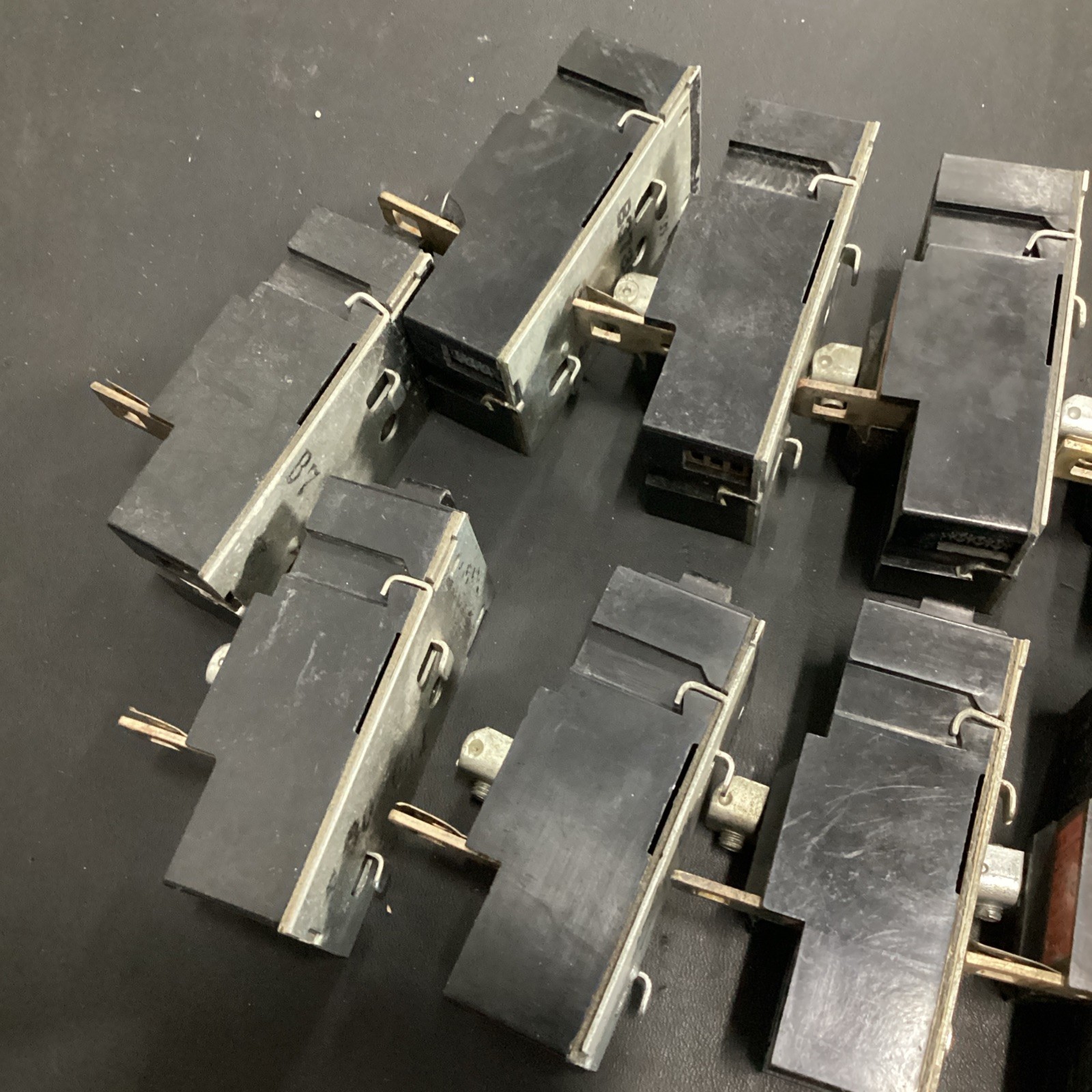 LOT OF 11 PUSHMATIC ITE P120 31120 BREAKER 1P 20A 120/240V Used (Missing Screw)