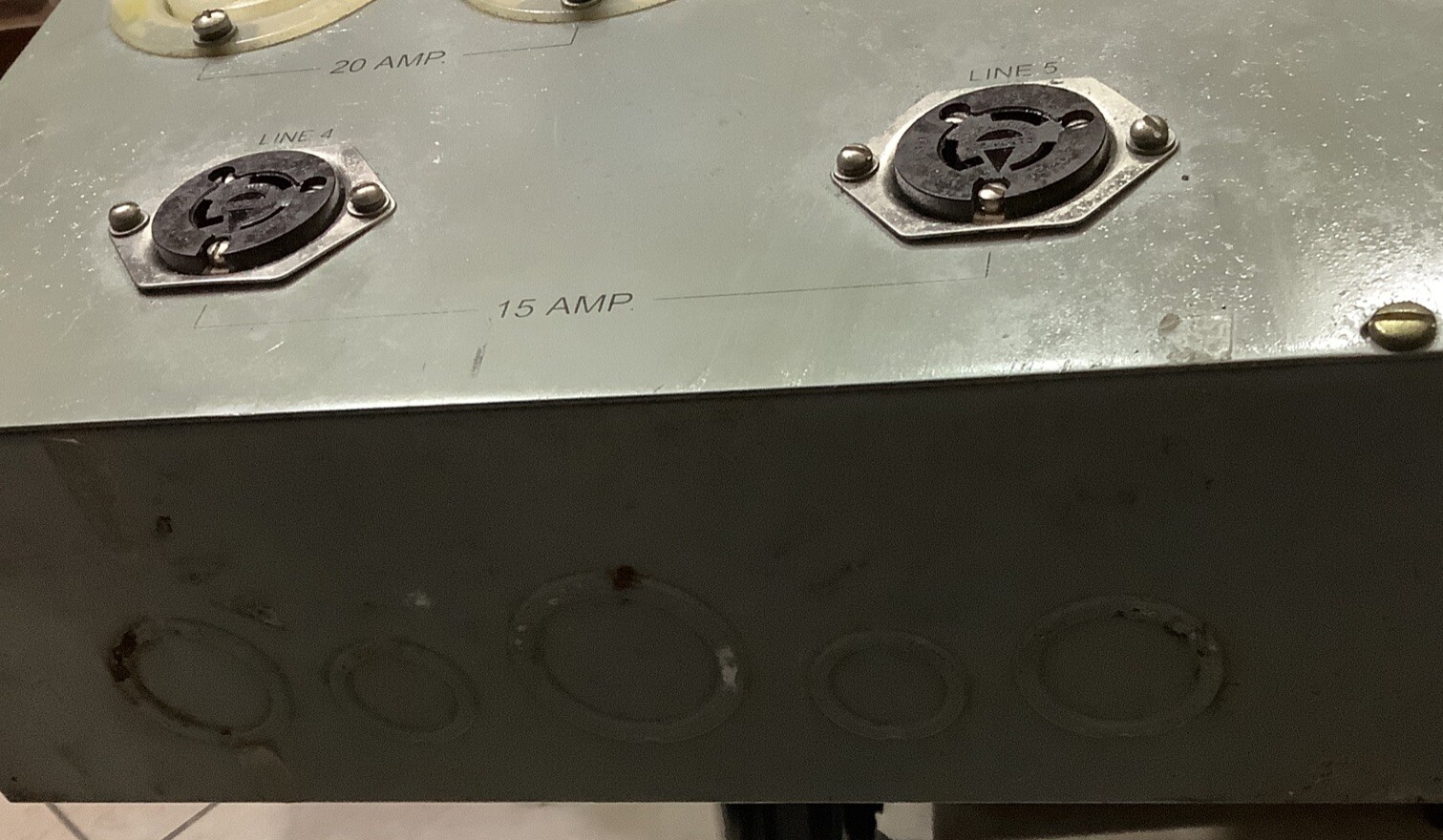 Breaker Panel C PowerDistribut Square D OOC16US 240/120 w/BrakerCingular Labarge