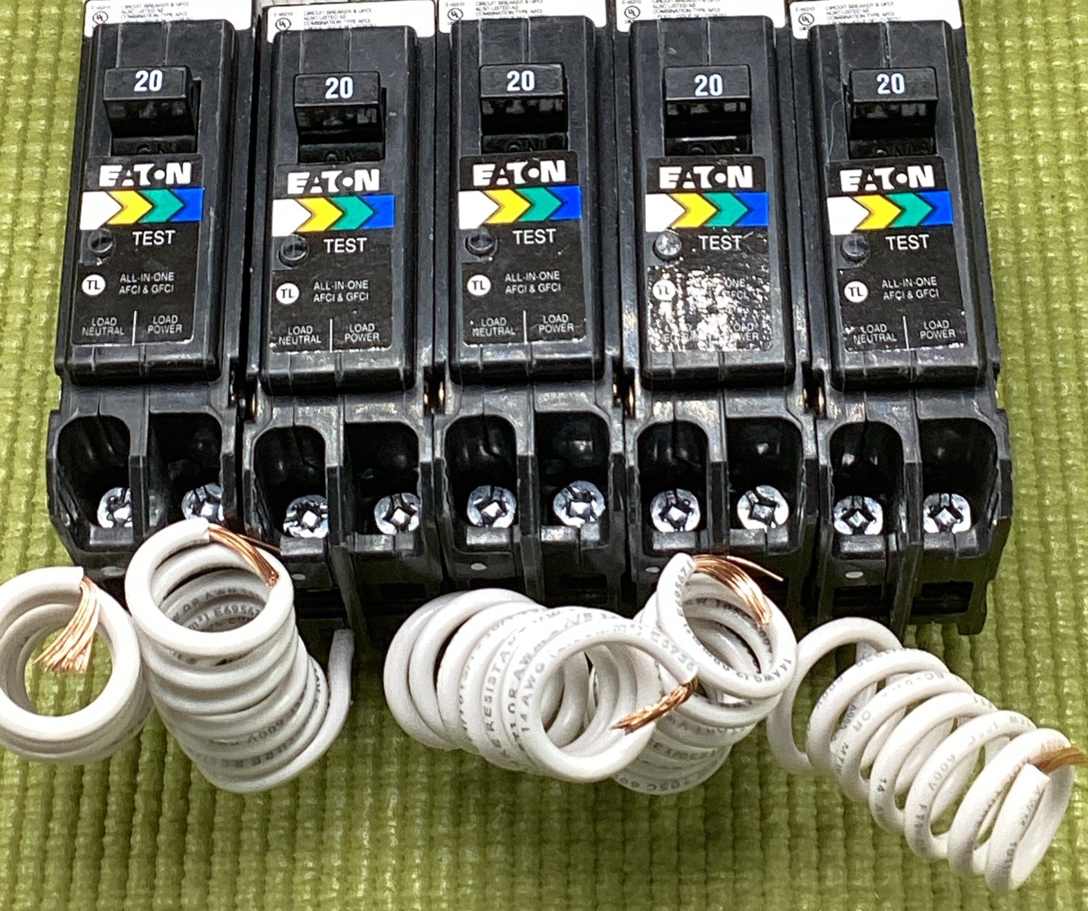 10 Circuit Breakers Eaton 5 BRN120DF 1 BRN115DF 4 BRN120AF GFCI/AFCI