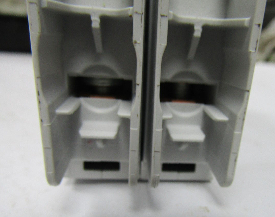 ✌️ABB SU202M-K5A 5 AMP, 2-POLE MINIATURE CIRCUIT BREAKER