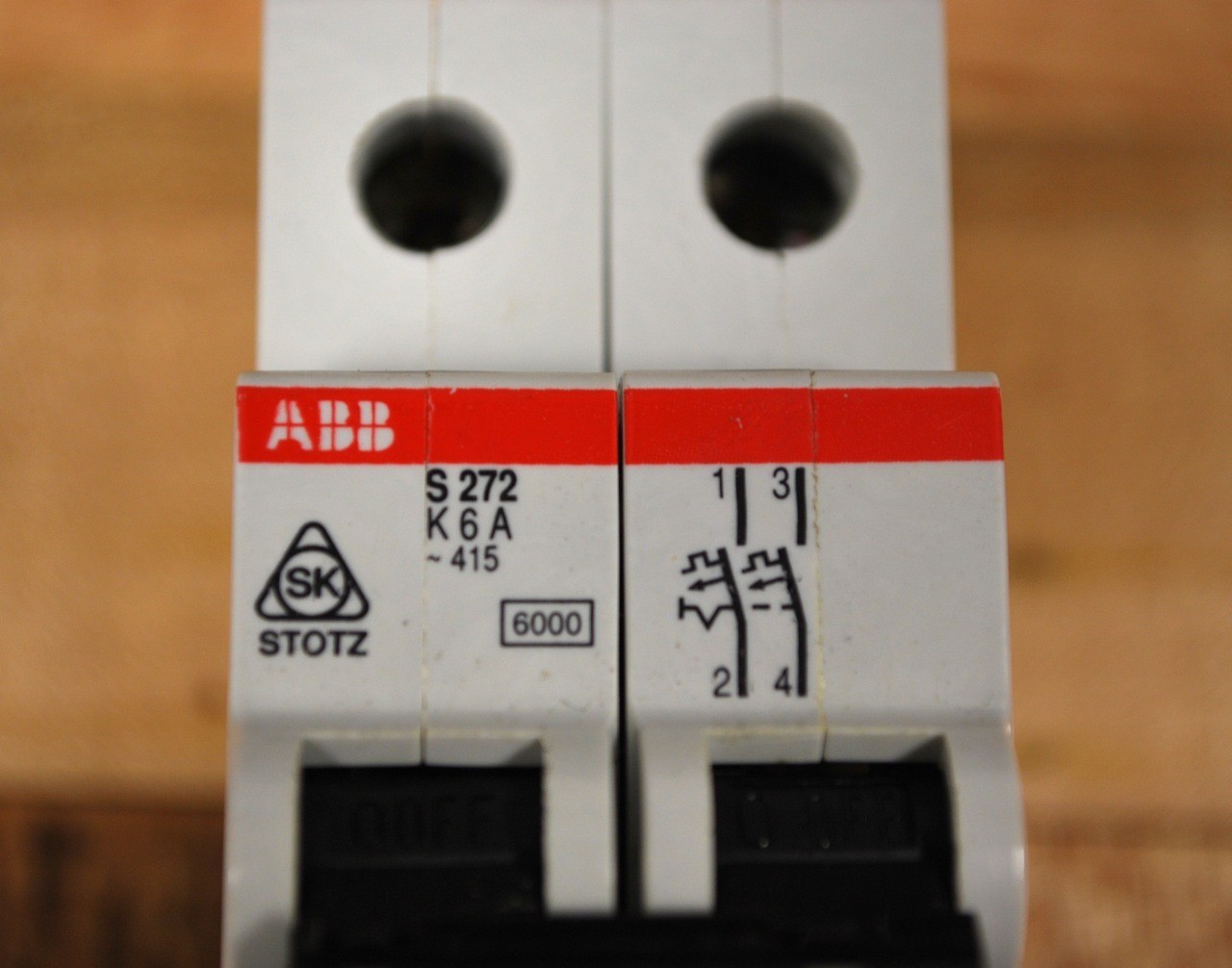 ABB S272-K6A Circuit Breaker, 2 Pole, 6A, 270/480VAC S272K6A – USED