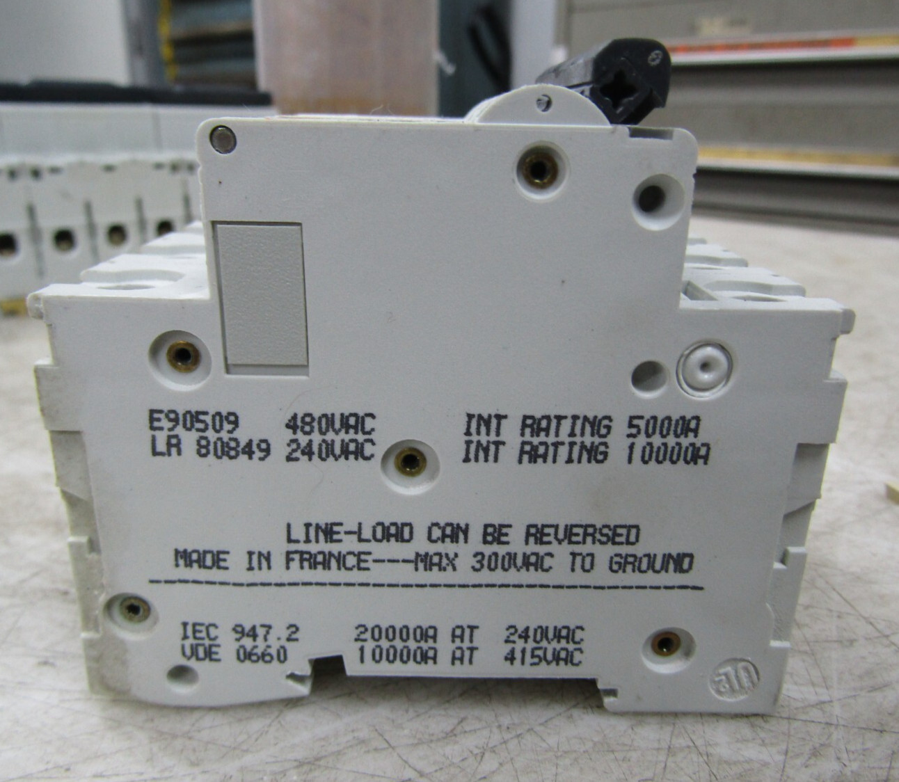 💥MERLIN GERIN MULTI9 C60N 25 AMP CIRCUIT BREAKER 3 POLE 480 VAC 24150