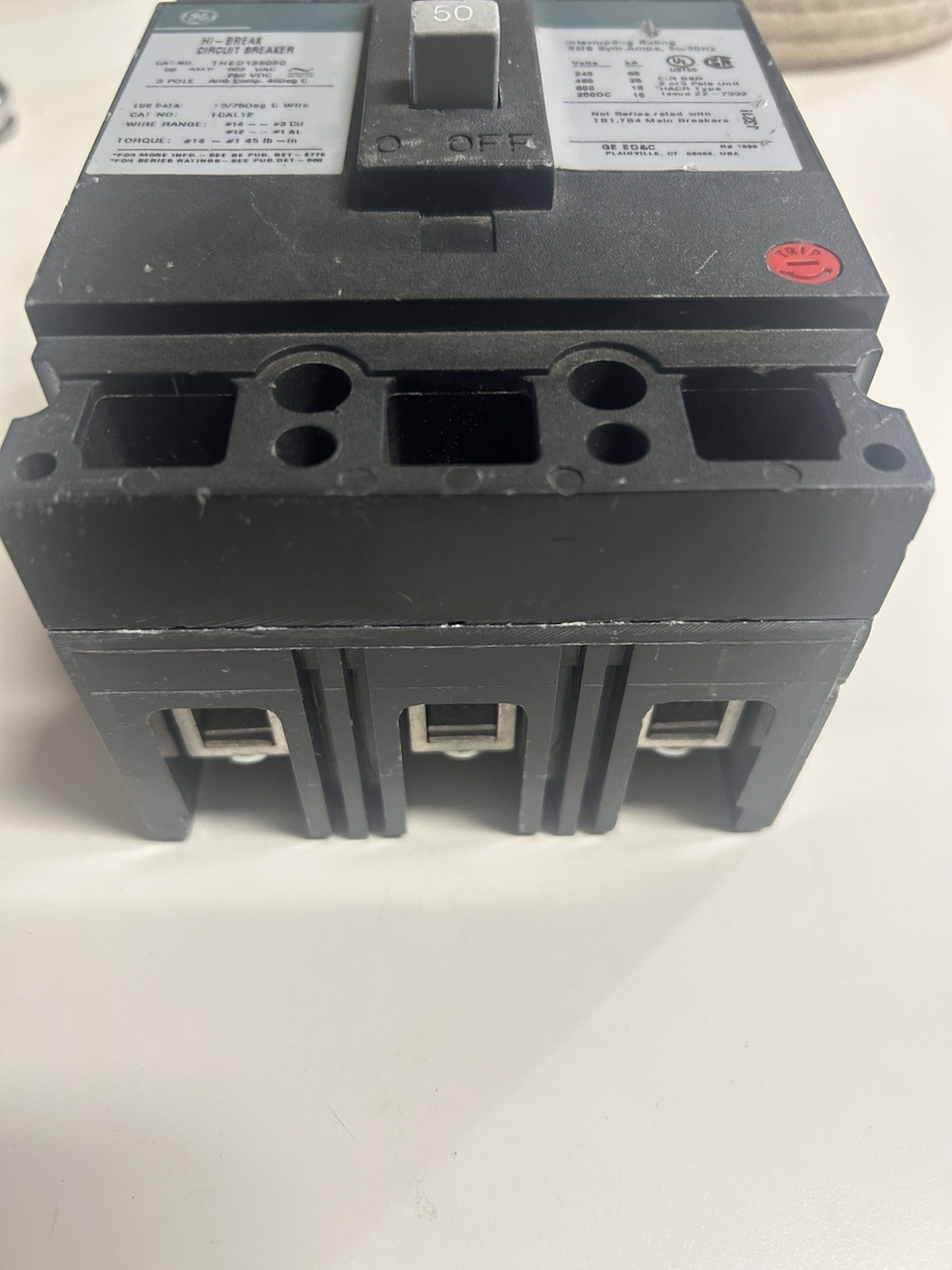THED136050 – GE – Molded Case Circuit Breaker Feed-Thru – 50 Amp – 3 Pole