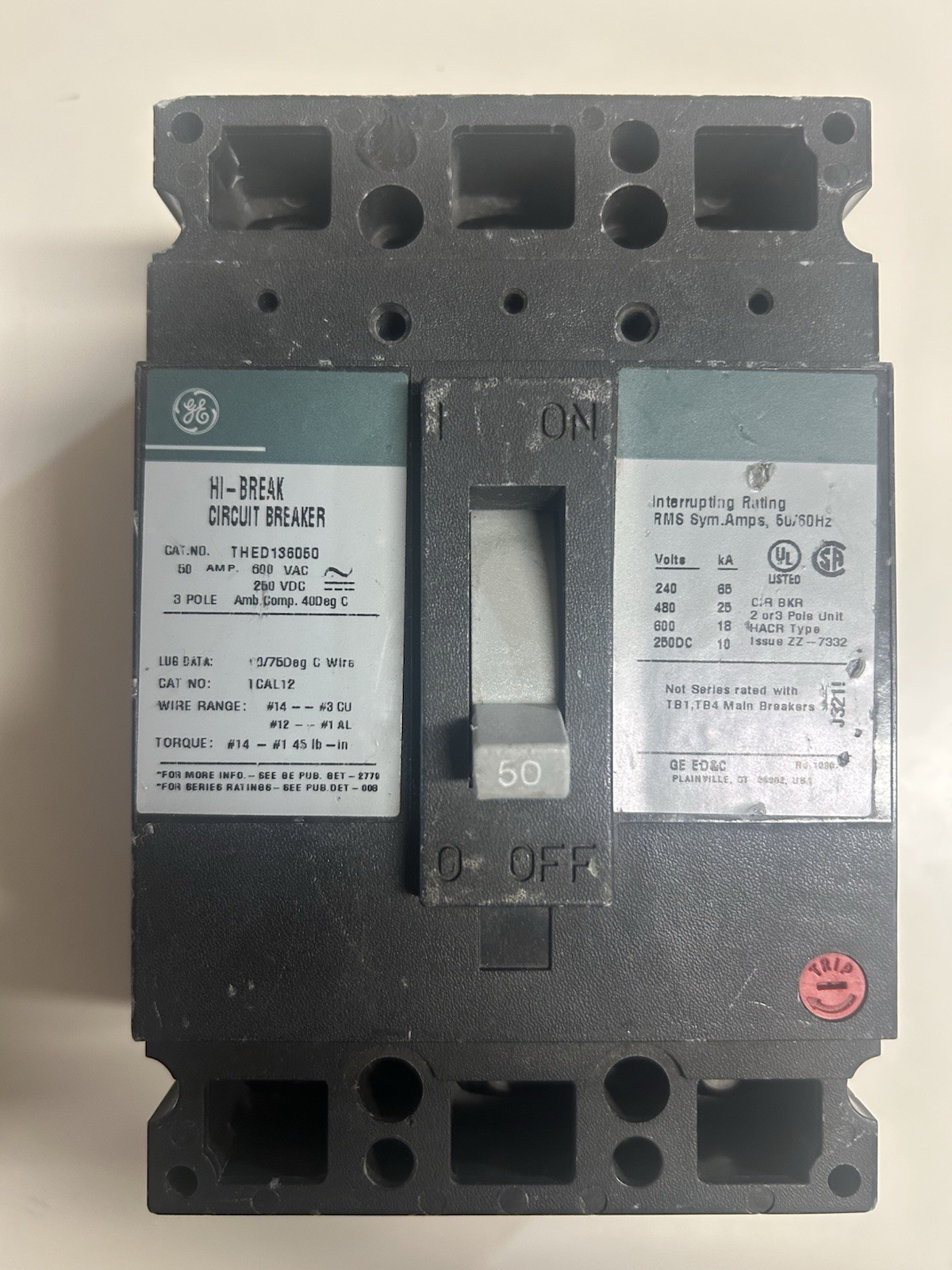 THED136050 – GE – Molded Case Circuit Breaker Feed-Thru – 50 Amp – 3 Pole