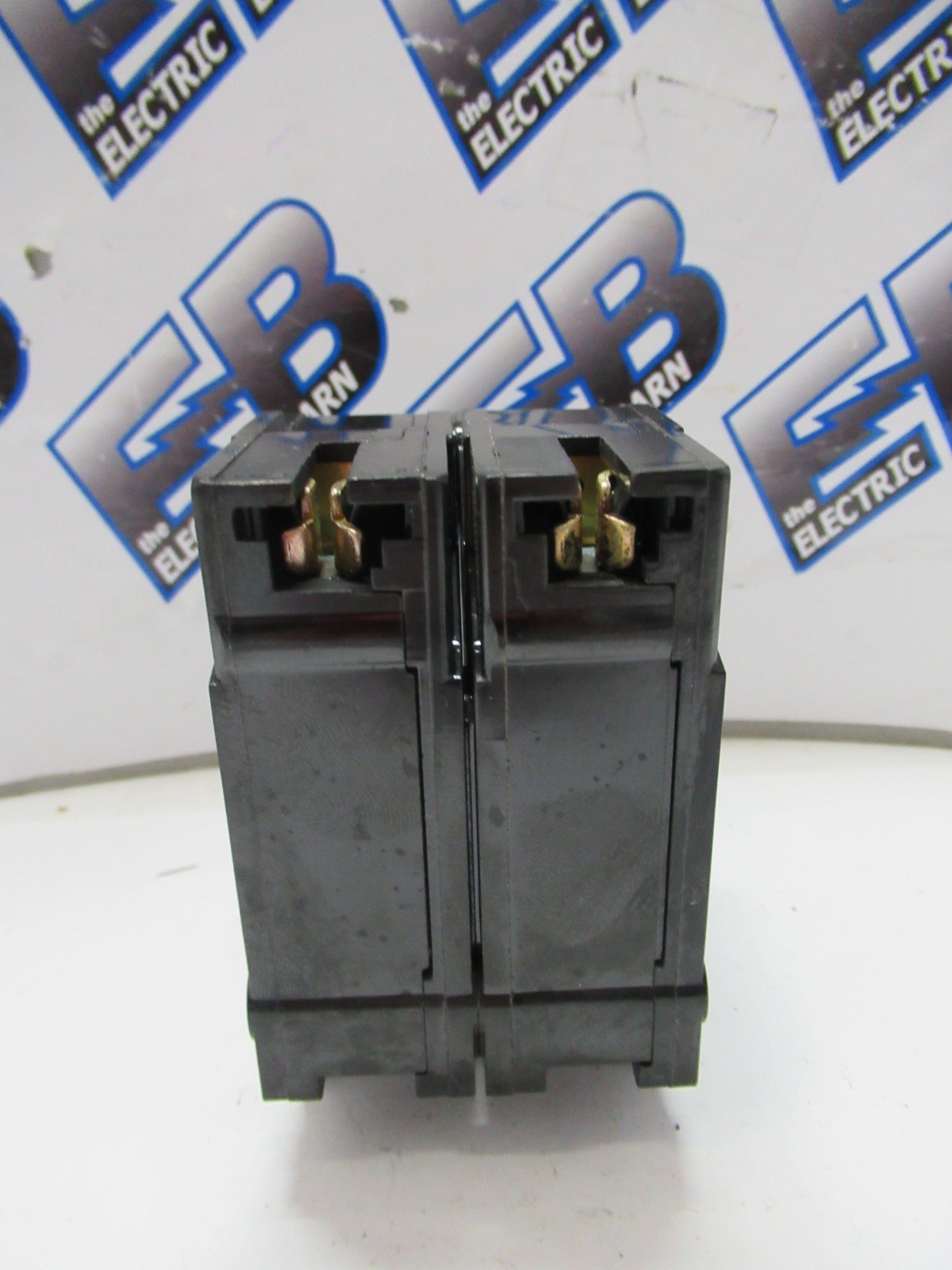 GE THQL2115 Circuit Breaker (1) 15 Amp 240 Volt 2 Pole Plug In -WARRANTY