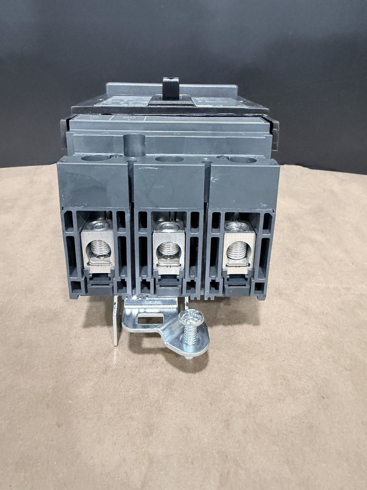 Square D HGA36045 PowerPacT 3P Circuit Breaker 45A 600V