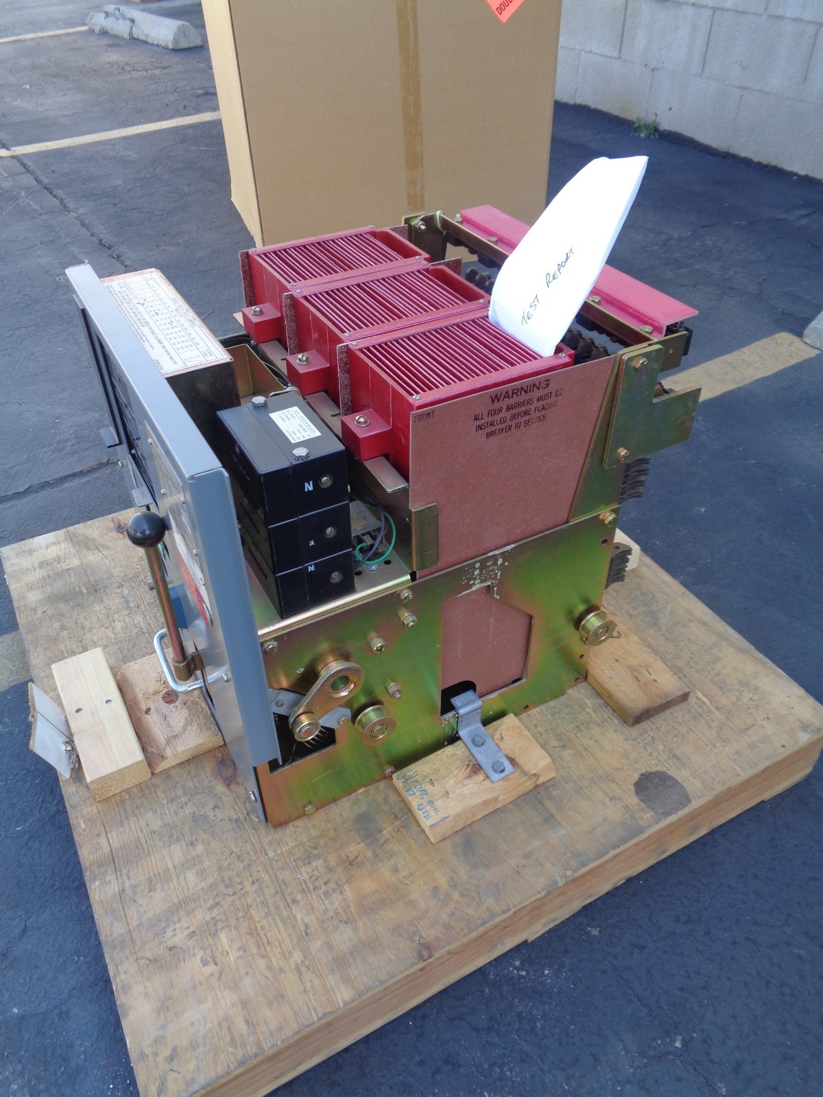 Westinghouse DS-416 Low Voltage AC Power Circuit Breaker 1600 AMP Frame 300 AMPS