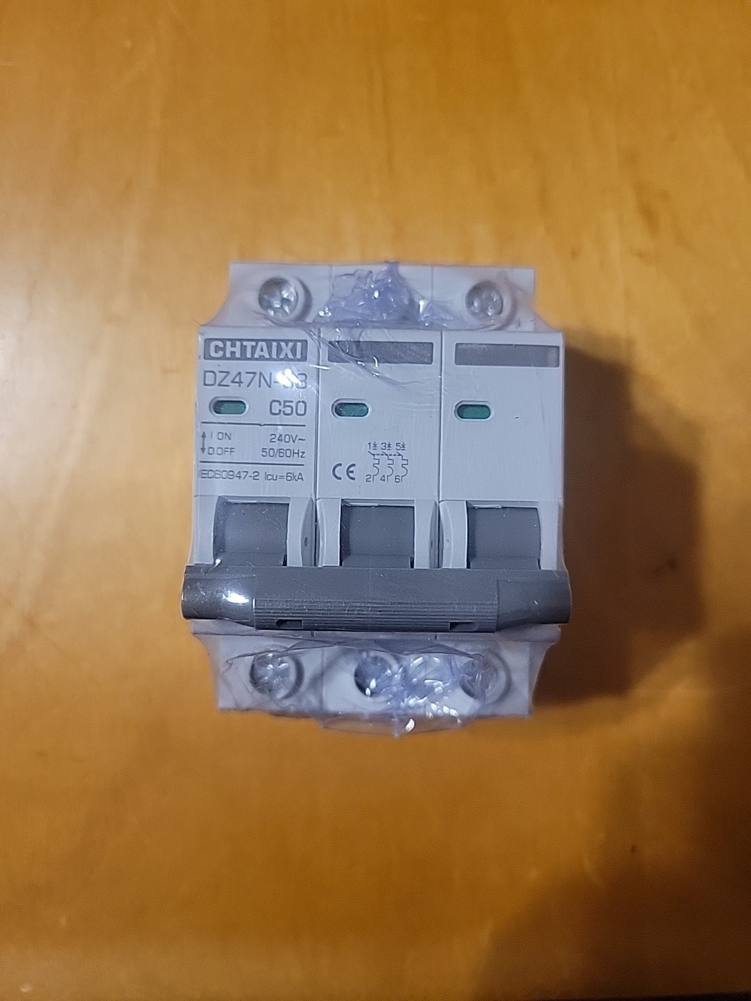Chtaixi Circuit Breaker – DZ47N-63 3 Pole 120/240V-50/60Hz “Sealed&New”