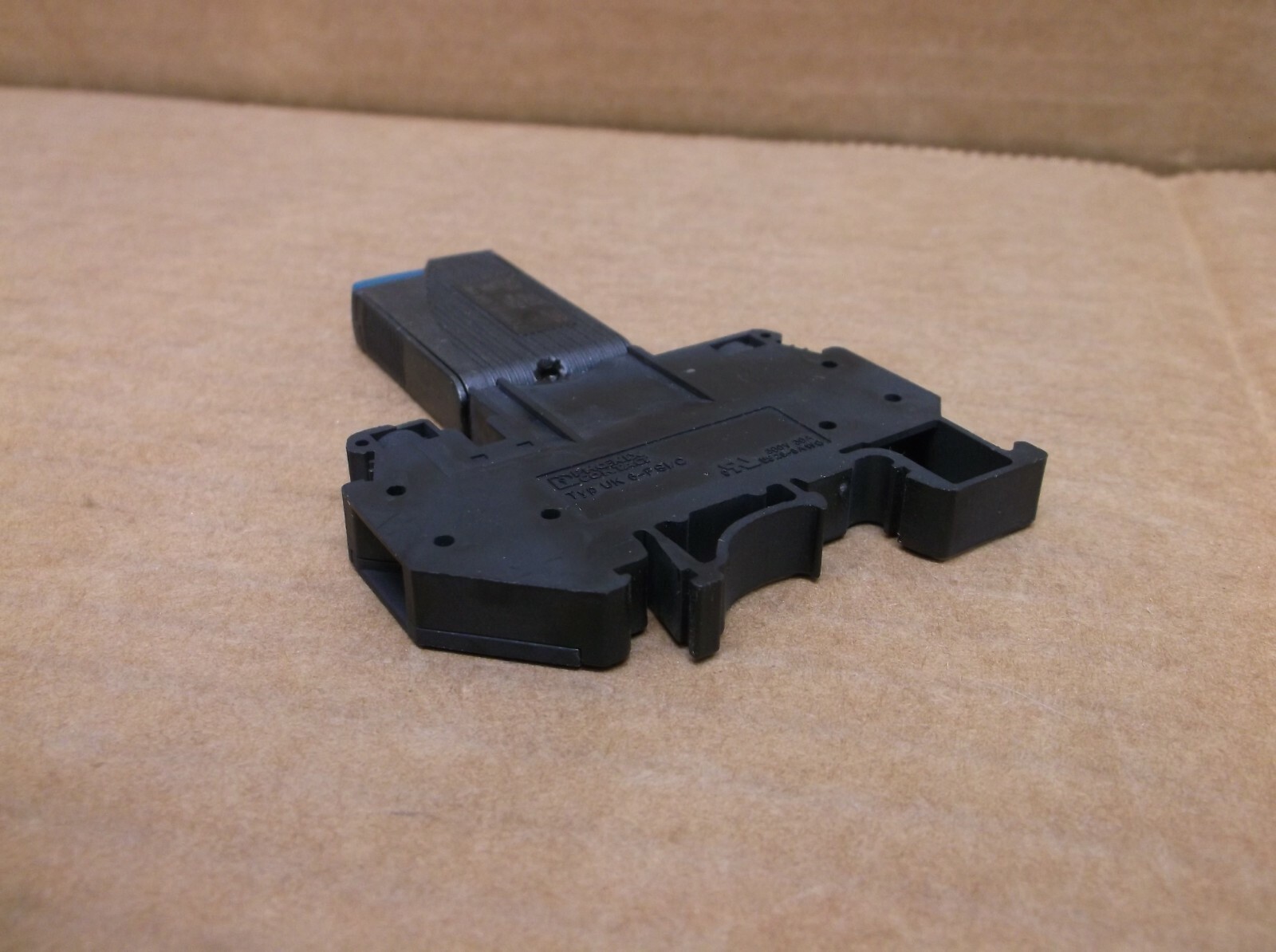 UK 6-FSI-C With TCP 1.0A Phoenix Contact Circuit Breaker Protector TCP 1A *