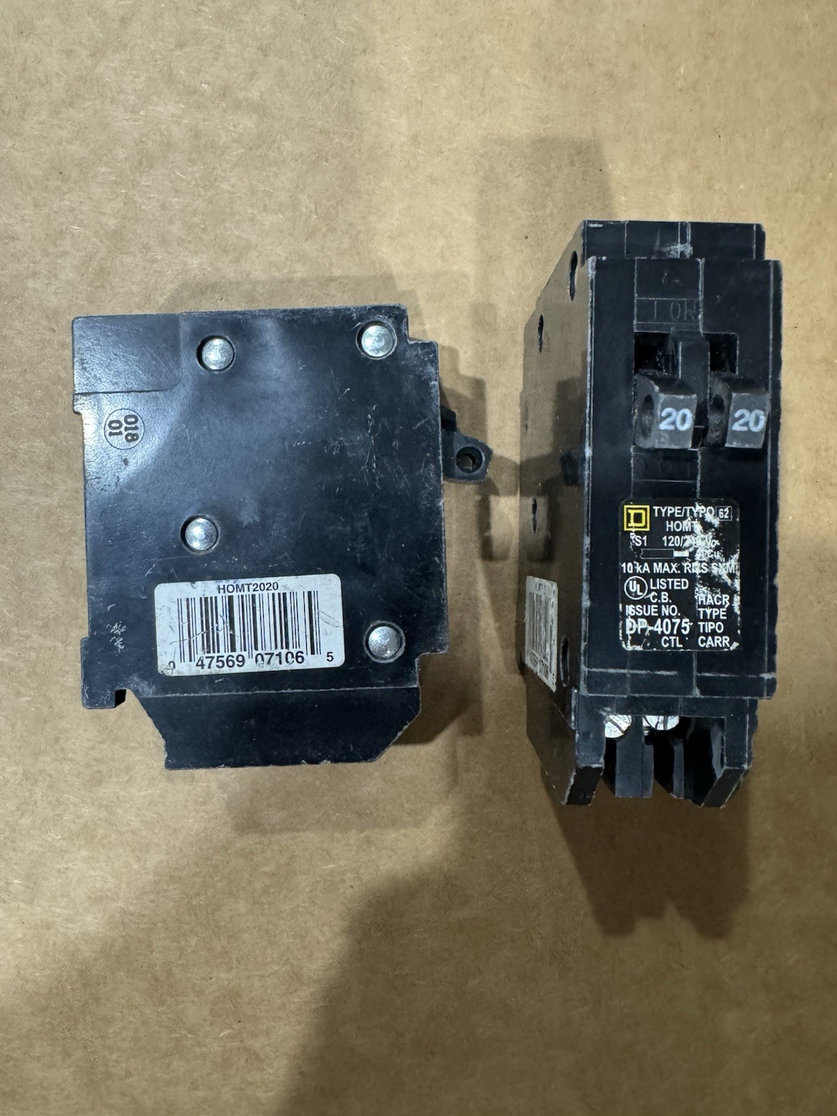 Square D HOMT2020 Homeline 20Amp Twin 1-Pole Tandem Circuit Breaker USED