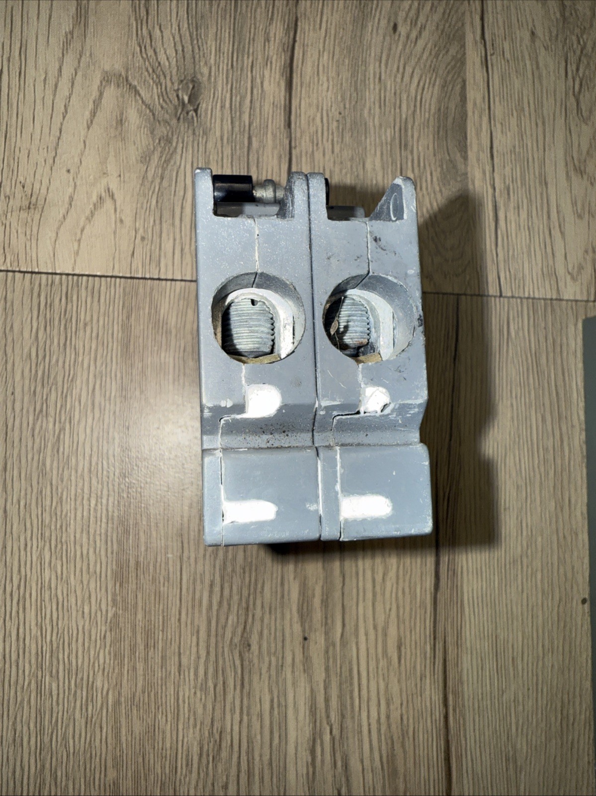 Connecticut Electric Zinsco UBIZ2100 QCAL2100 100 Amp 2 Pole Circuit Breaker