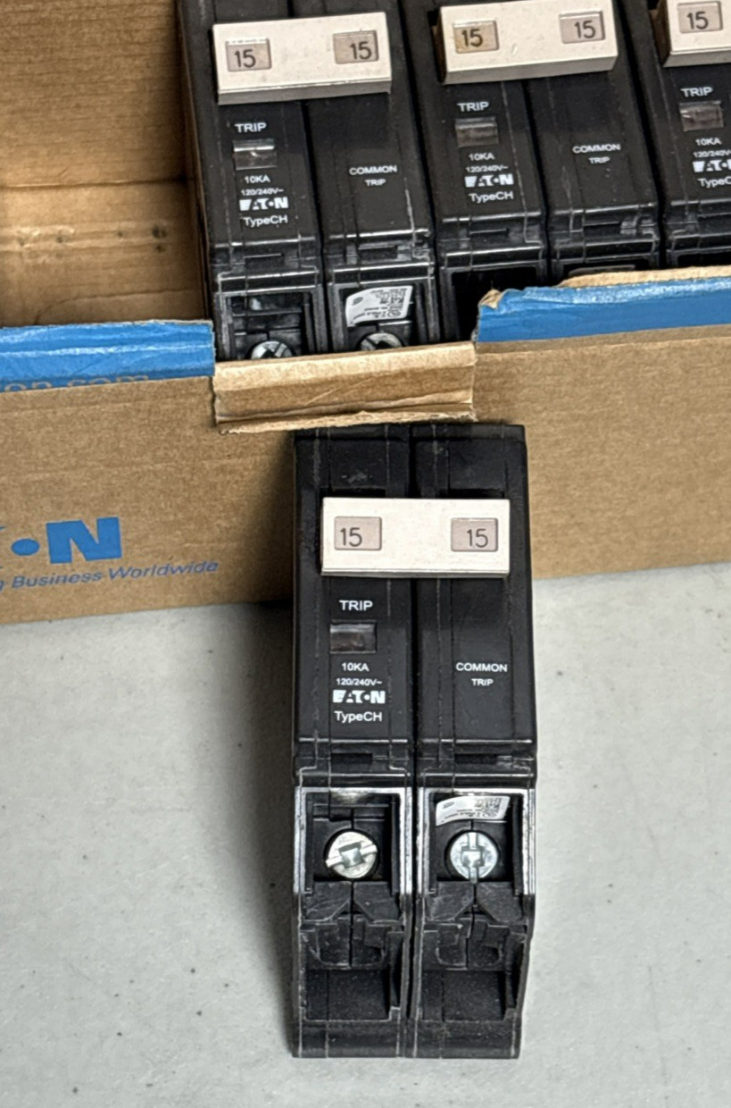 EATON CHF215 (Pack of 5) Circuit Breakers 15 AMP 2 Pole Type CH *NEW BOX OF 5*