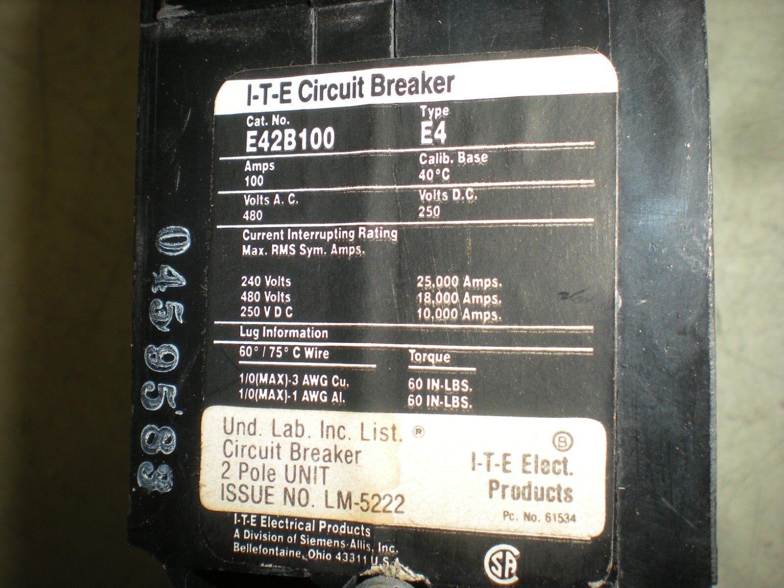 ITE E42B100 Circuit Breaker – 100A – 2 pole – 480VAC – Contacts test OK