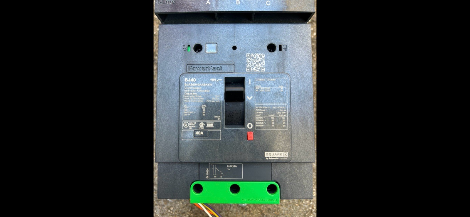 Square D BJ40 Circuit Breaker 40A 3 Pole New Open Box Industrial PowerPact