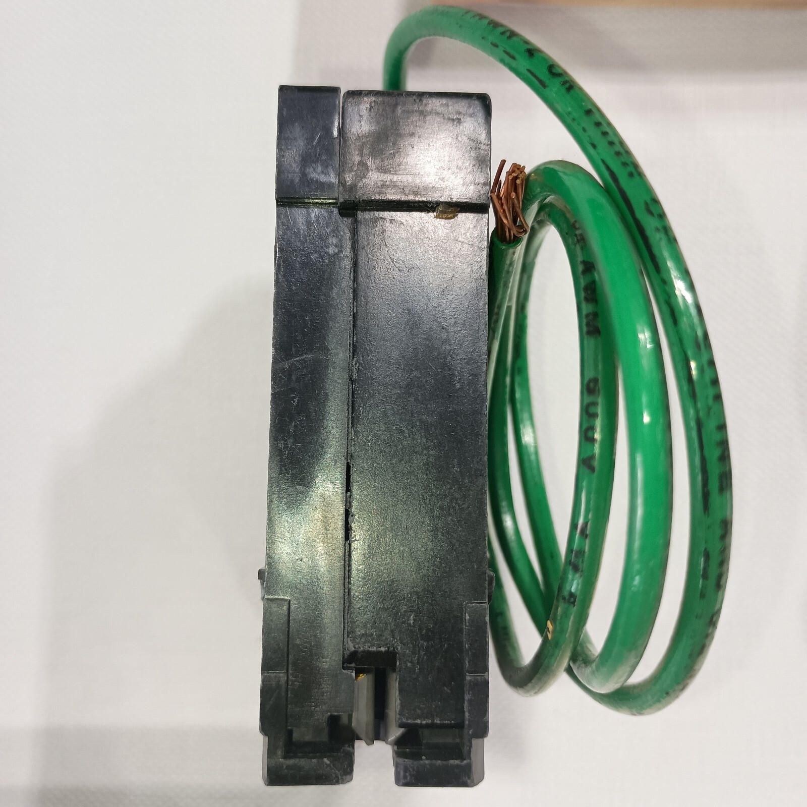 Surge Protector Type 2 Square D Homeline HOM Panel Mount PSA 1000 SD SPD UL E120