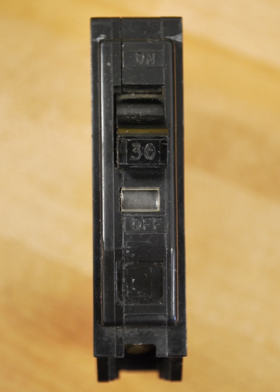 Square D QOB130 Circuit Breaker 1Pole 30Amp 120/240 VAC – USED