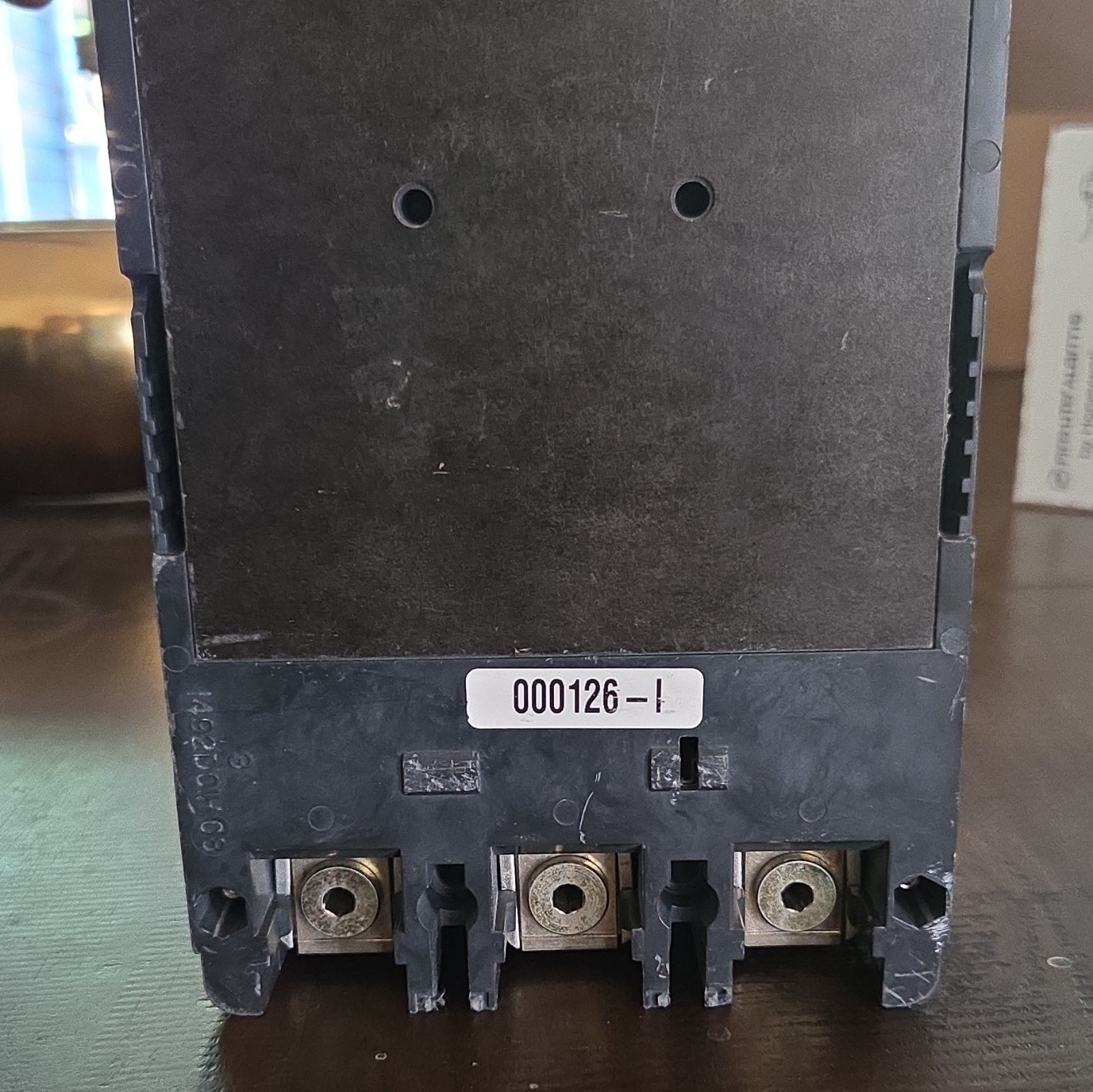 Cutler-Hammer KD 35k Series C 3-Pole 400A 600VAC Thermal Magnetic KD3400F