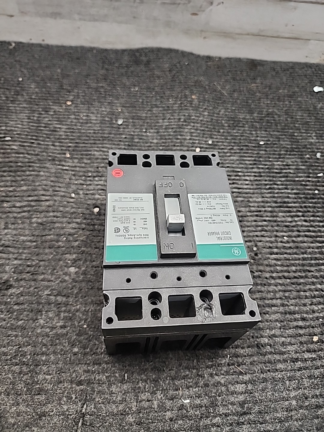 GE General Electric TED1340 15A 480V 3P Circuit Breake