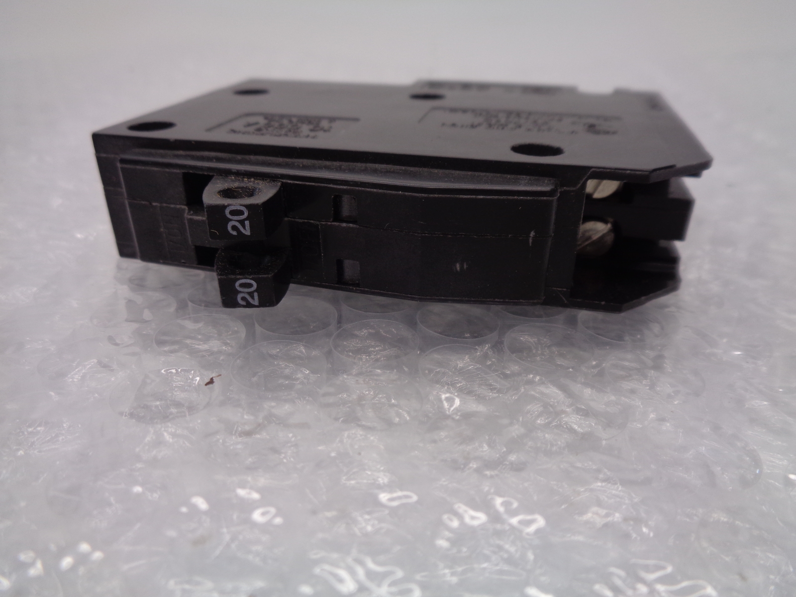 SQUARE D QO2020 BREAKER 2 POLE 20-20AMP NSMP