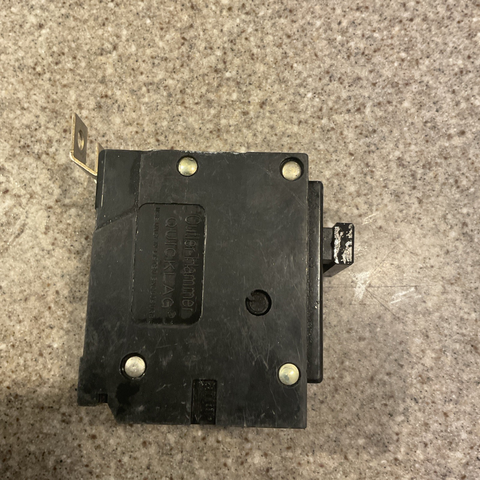 Eaton 30A 120/240V 2 Phase Type QBHW Circuit Breaker QBHW2030 Bolt On