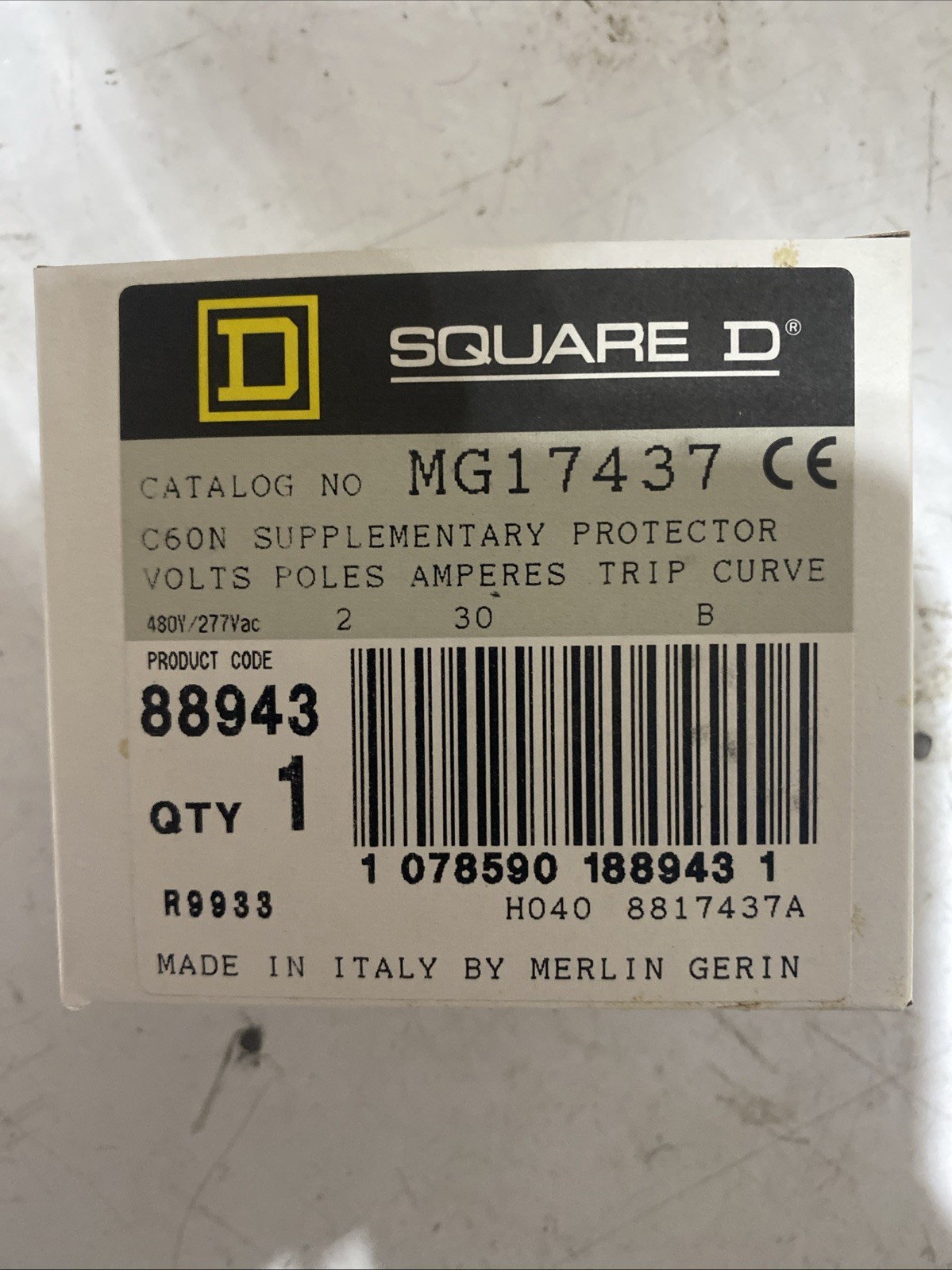 Square D MG17437 Thermal Magnetic Circuit Breaker 2 Pole 30 Amp 88943