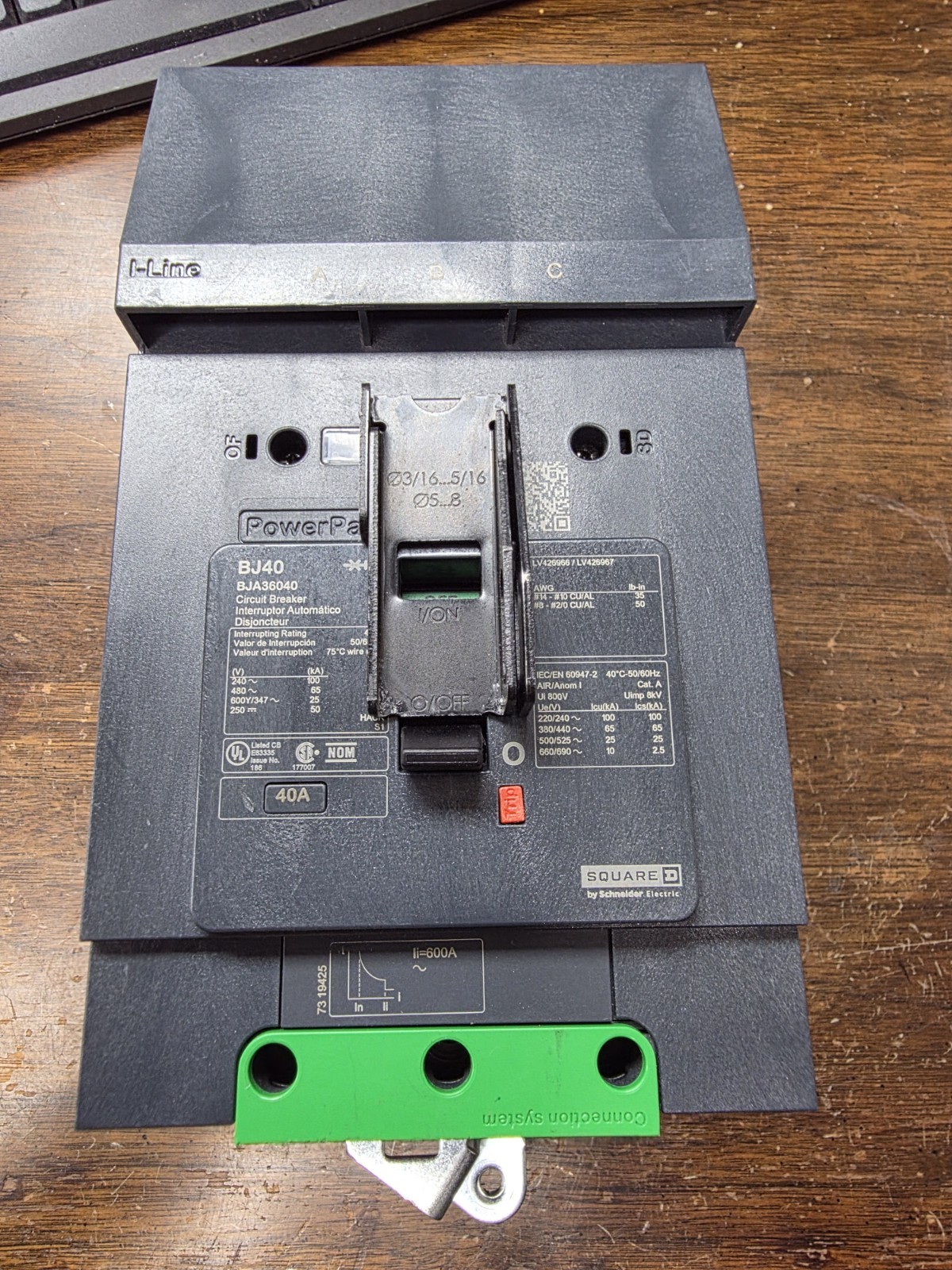 BJA36040 SQUARE D NEW NO BOX FREE PRIORITY SHIPPING