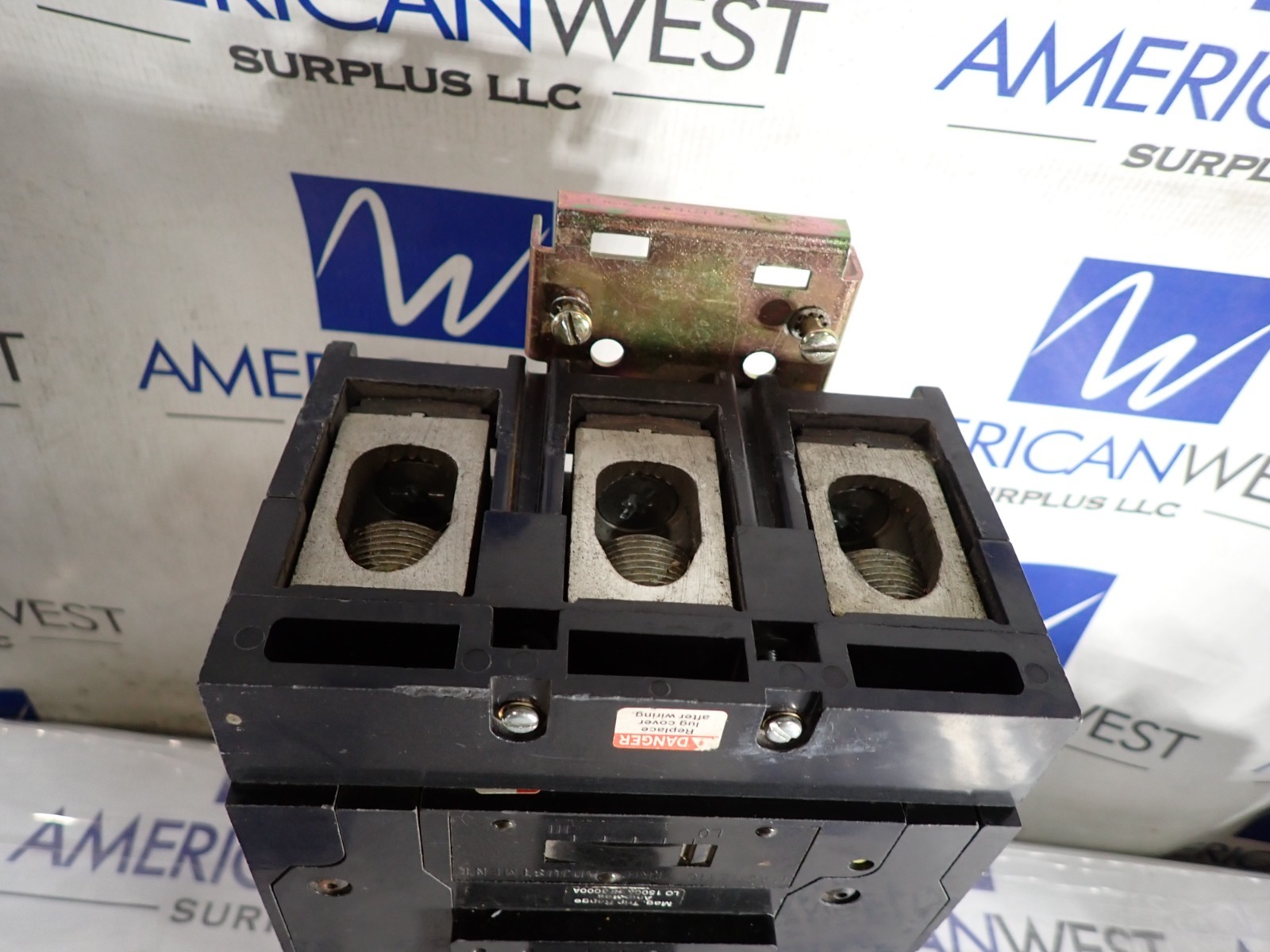 Square D LH36300 300 amp I line Circuit Breaker 35kA@480v Gray Label – TESTED