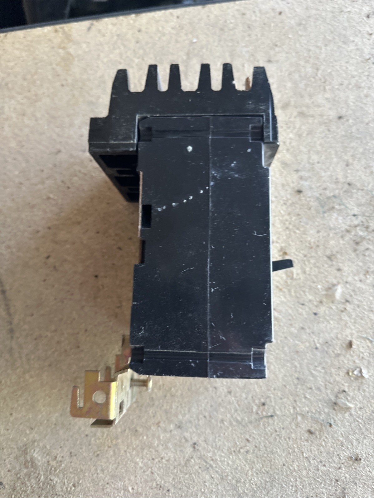 Square D Fh35090 I Line 3 Pole 90 Breaker