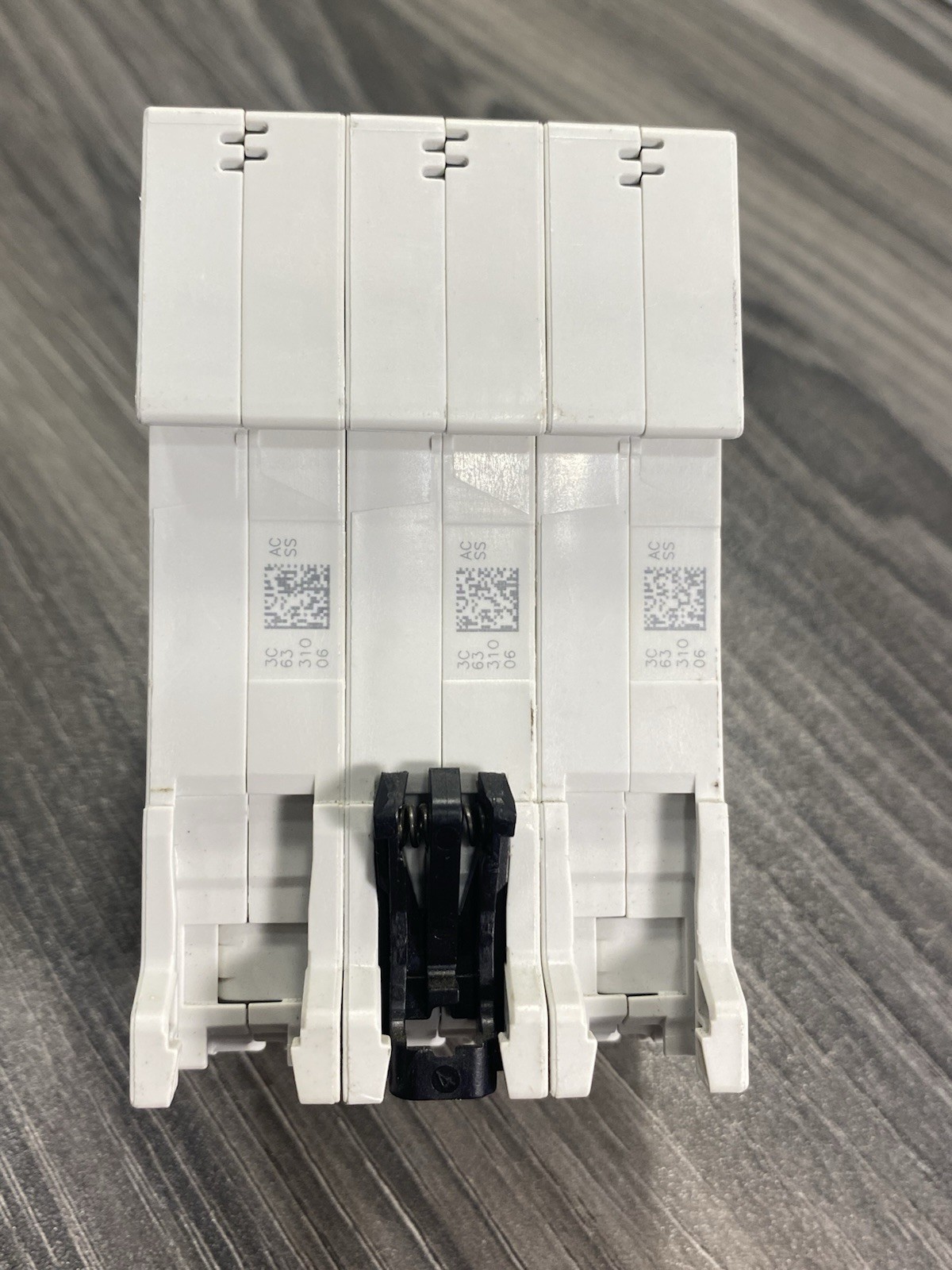 ABB 2CDS253001R0634 S203C63 63A MCB 3P 10kA C Curve 400V Circuit Breaker – USA