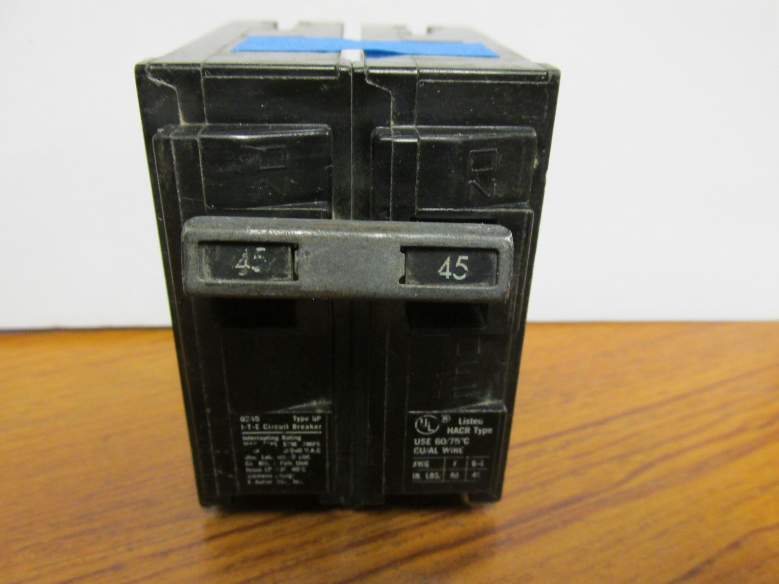* ITE/ SIEMENS 45 AMP 2 POLE CIRCUIT BREAKER TYPE QP Q245 VS-28