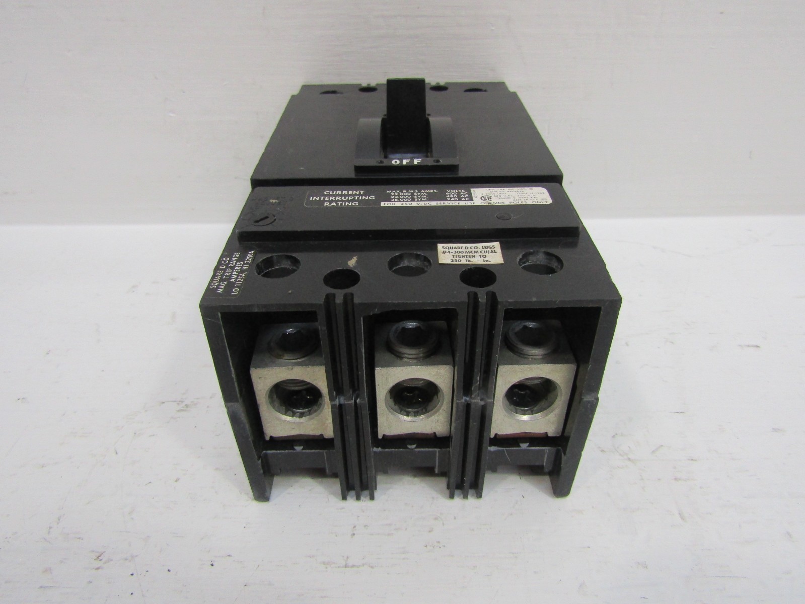 Square D KAP36225 225 Amp 600V 3-Pole Circuit Breaker 225A 600 VAC 250 VDC