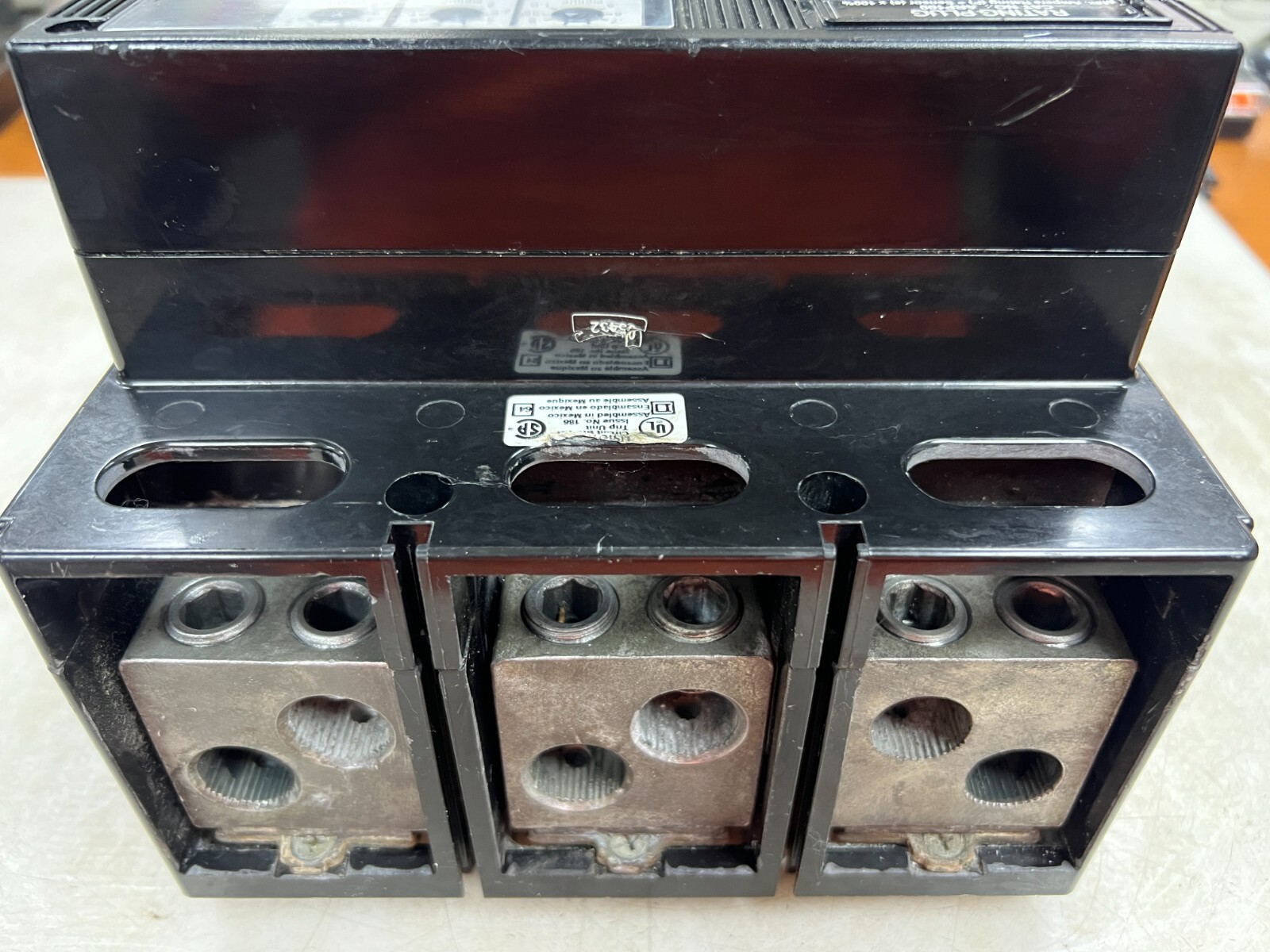 SQUARE D 600A I-LIMITER LSI CIRCUIT BREAKER 600V 3P LXIL36600 W/ MICROLOGIC PLUG
