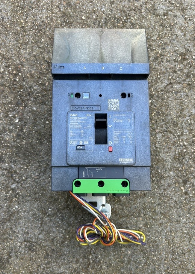 Square D BJ40 Circuit Breaker 40A 3 Pole New Open Box Industrial PowerPact