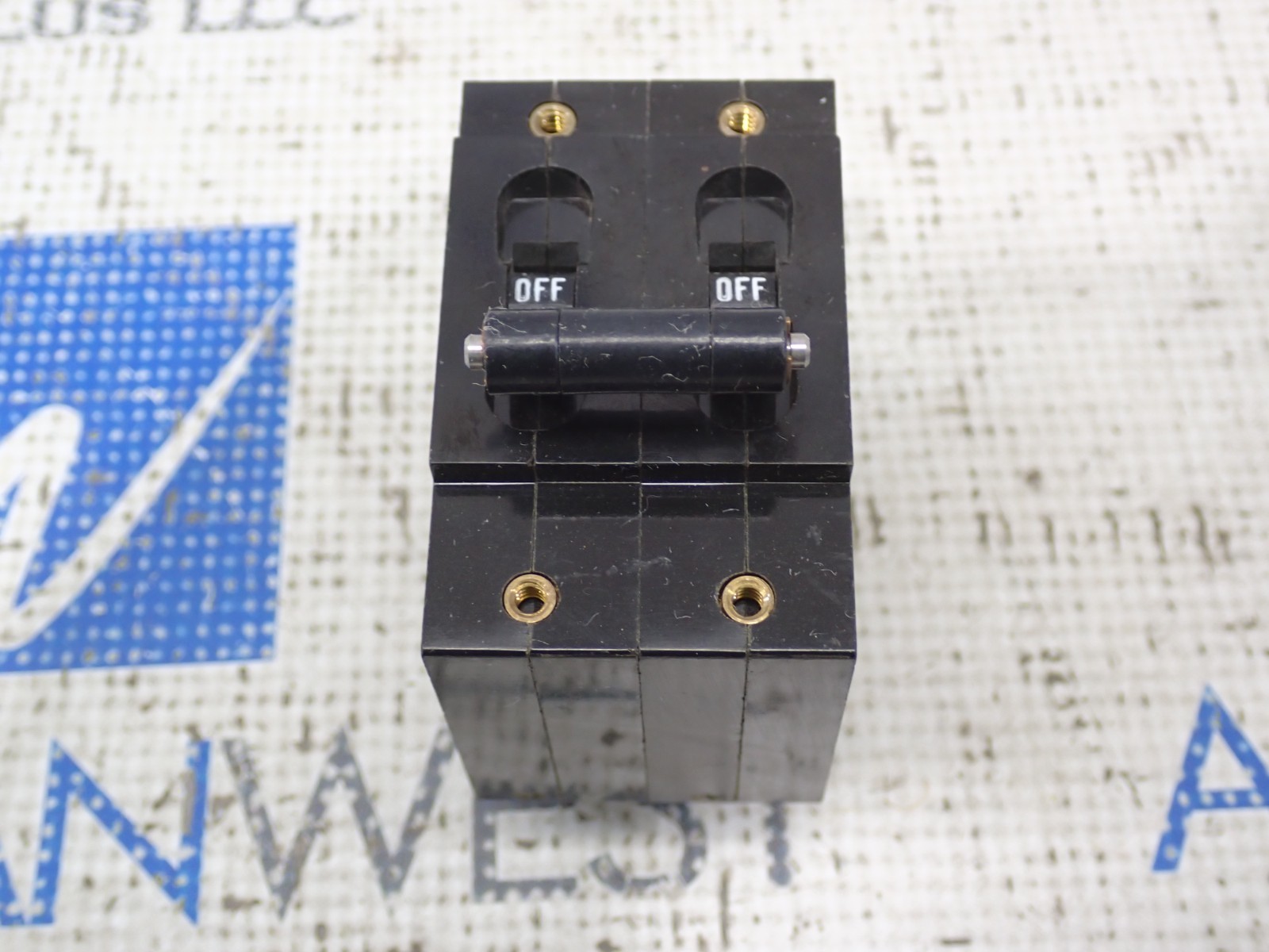Potter Brumfield W92X11-2-7 7 Amp 277Vac Curve 2 2 Pole Circuit Breaker