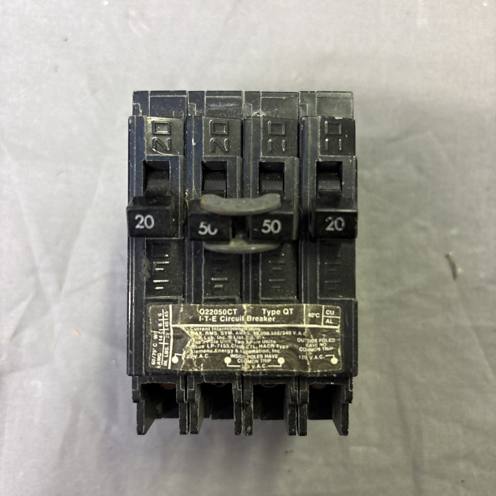 Siemens 20/50/50/20 Quad Breaker Q22050CT